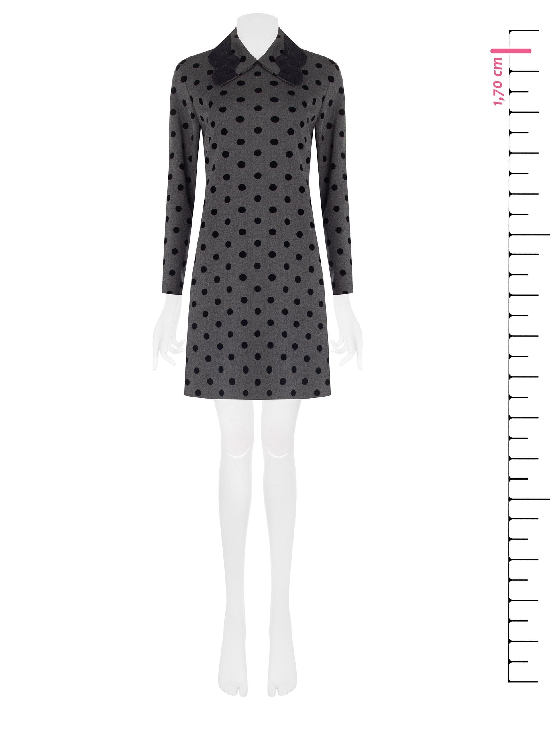 Abito Corto A Trapezio A Pois Floccati Con Pizzo Sul Colletto Rinascimento