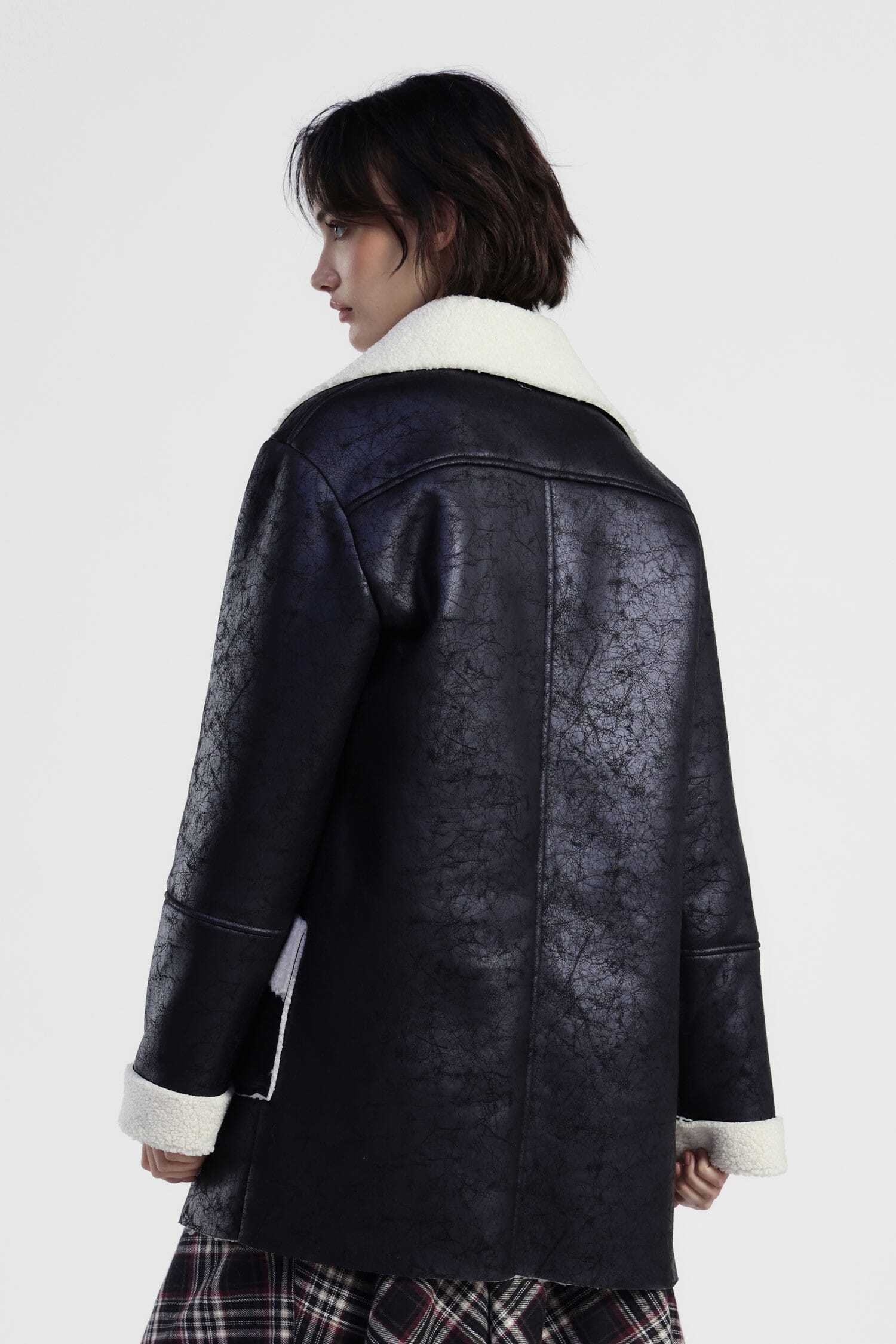 Cappotto Con Interno Effetto Pelliccia E Bottoni Dixie