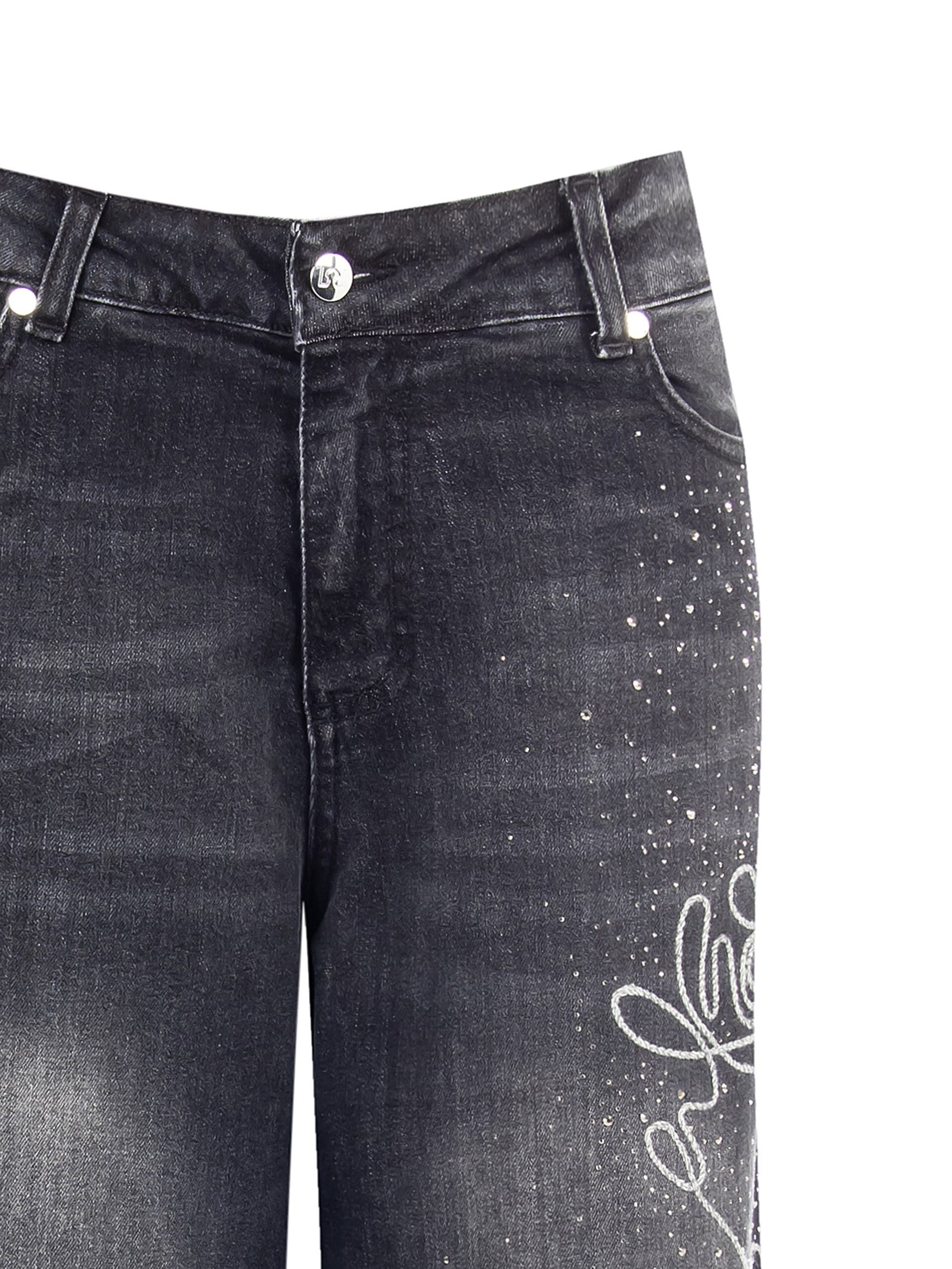Jeans droit avec strass et broderie sur une jambe Rinascimento