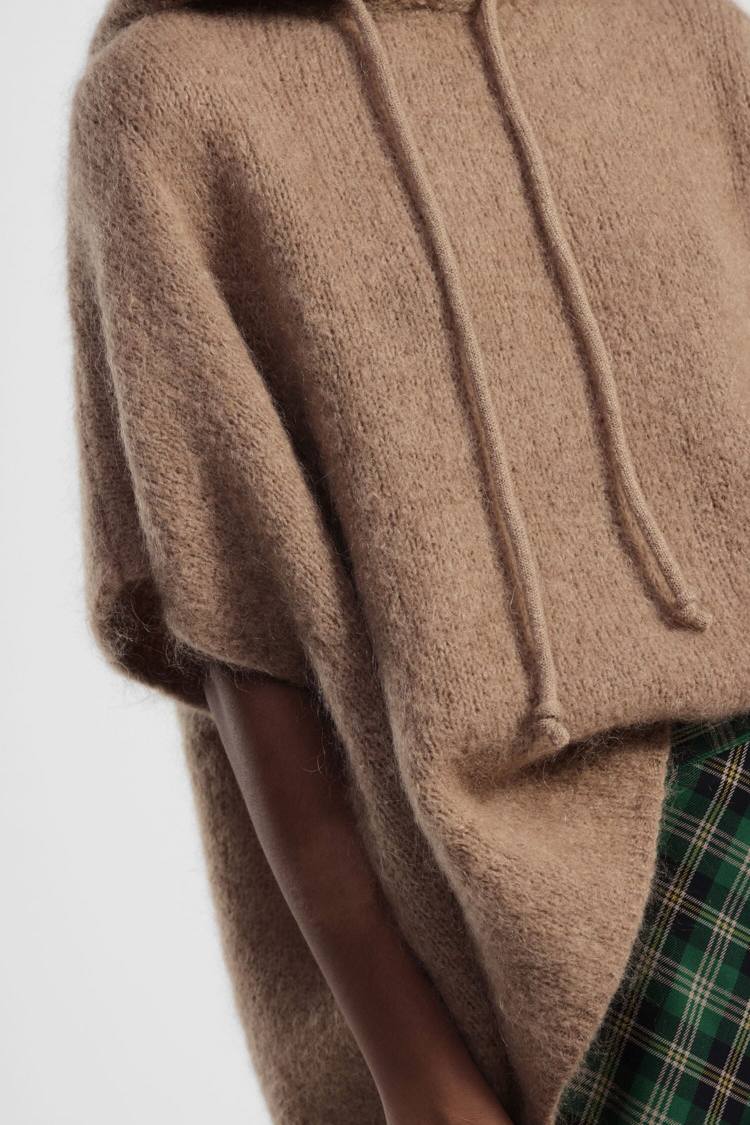 Cappa Con Cappuccio E Coulisse Ampia E Corta Dixie