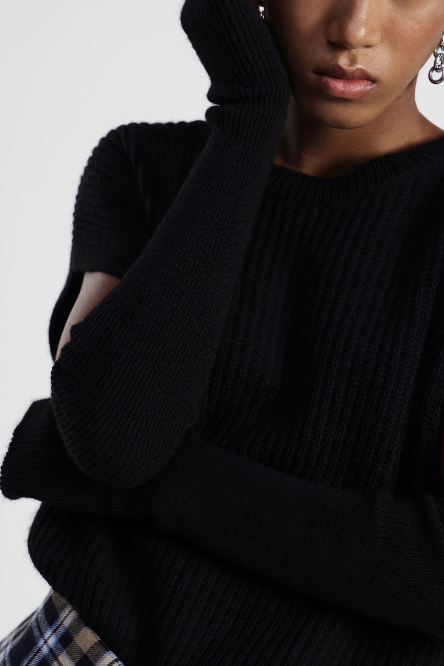 Crew Neck Sweater With Cut-Out Sleeves Dixie