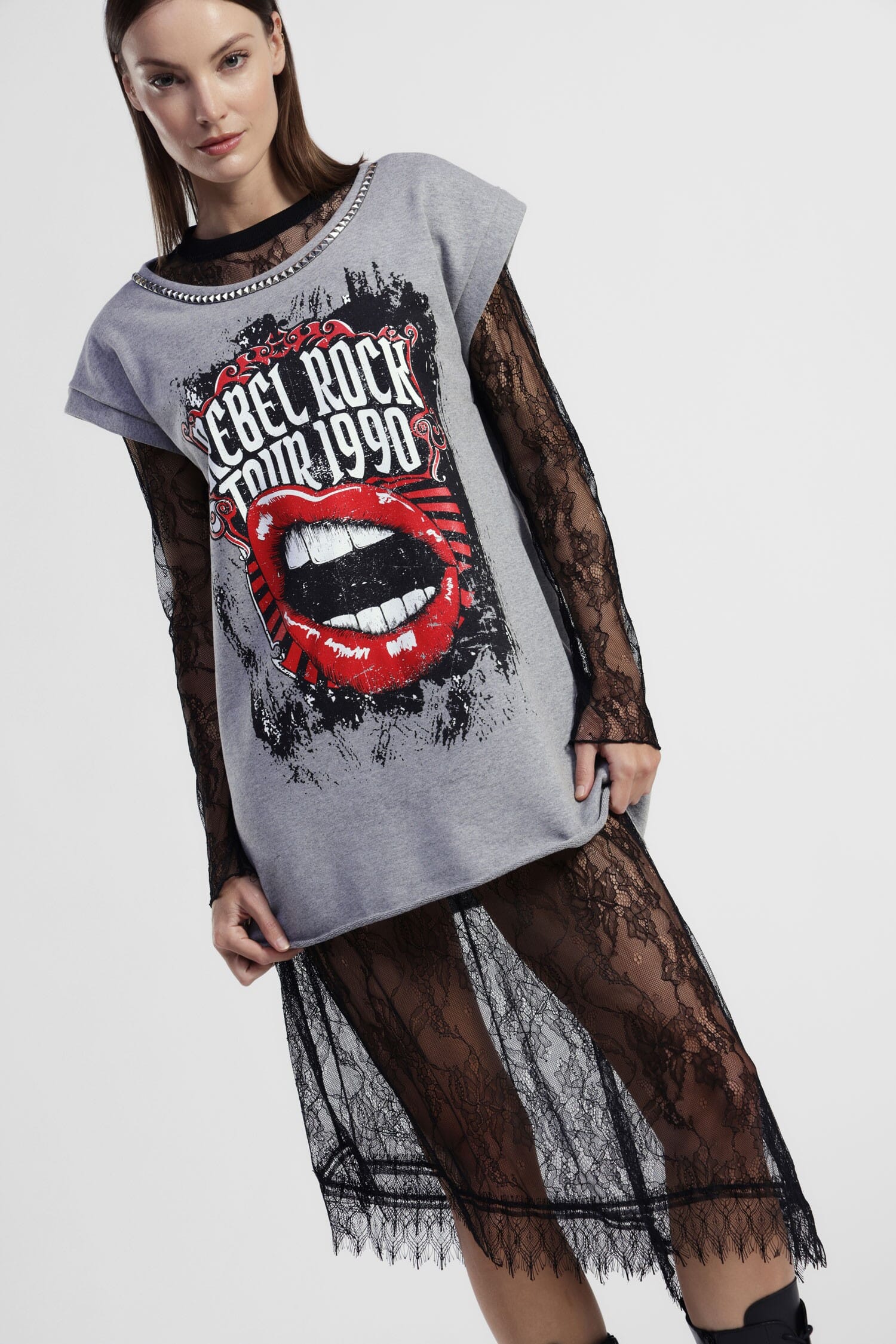 Robe longue imprimée sur le devant et avec empiècements en dentelle Dixie