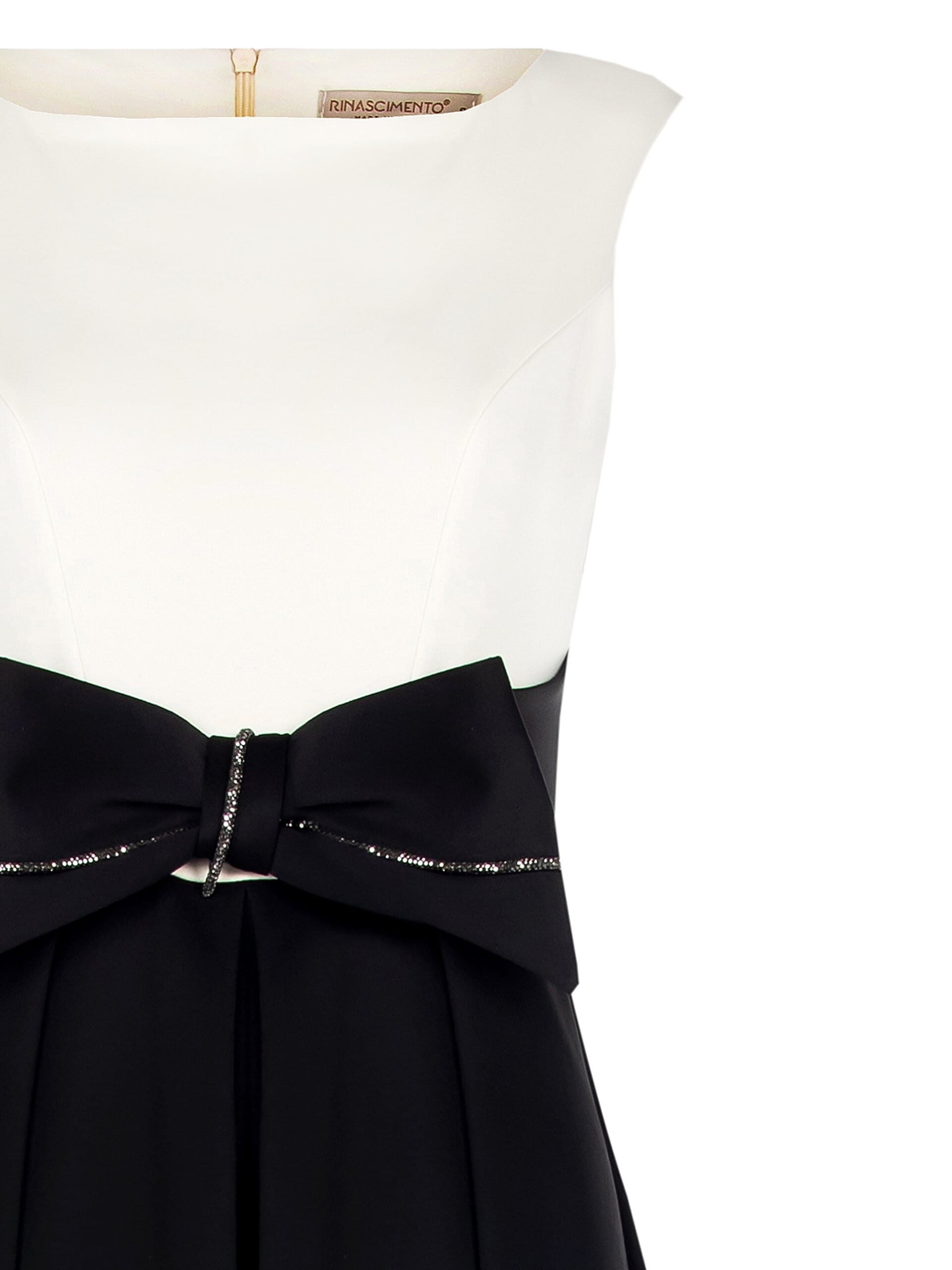 Robe longue en néoprène souple avec ornements en strass sur le nœud Rinascimento