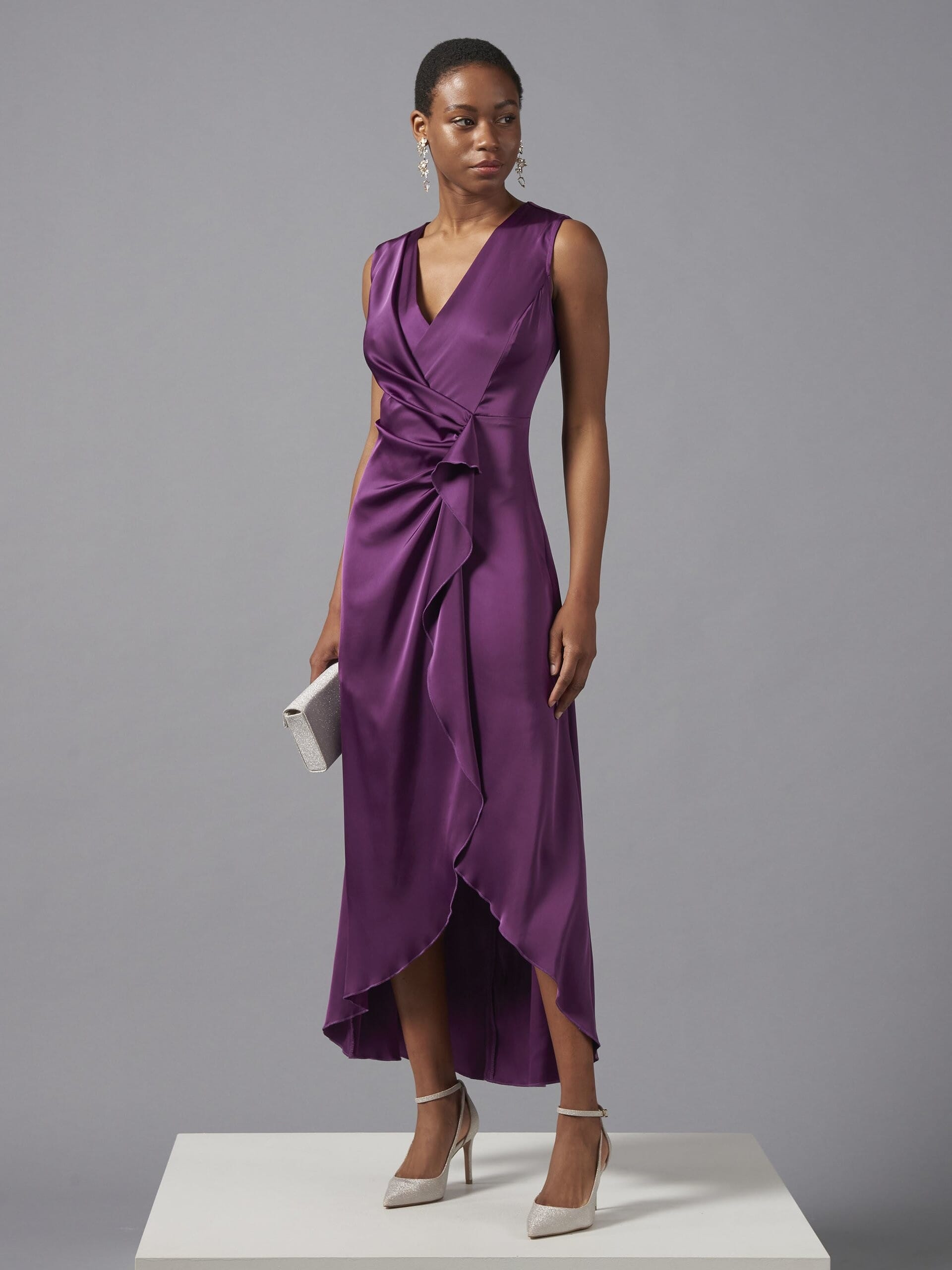 Rinascimento - Robe asymétrique en satin croisé