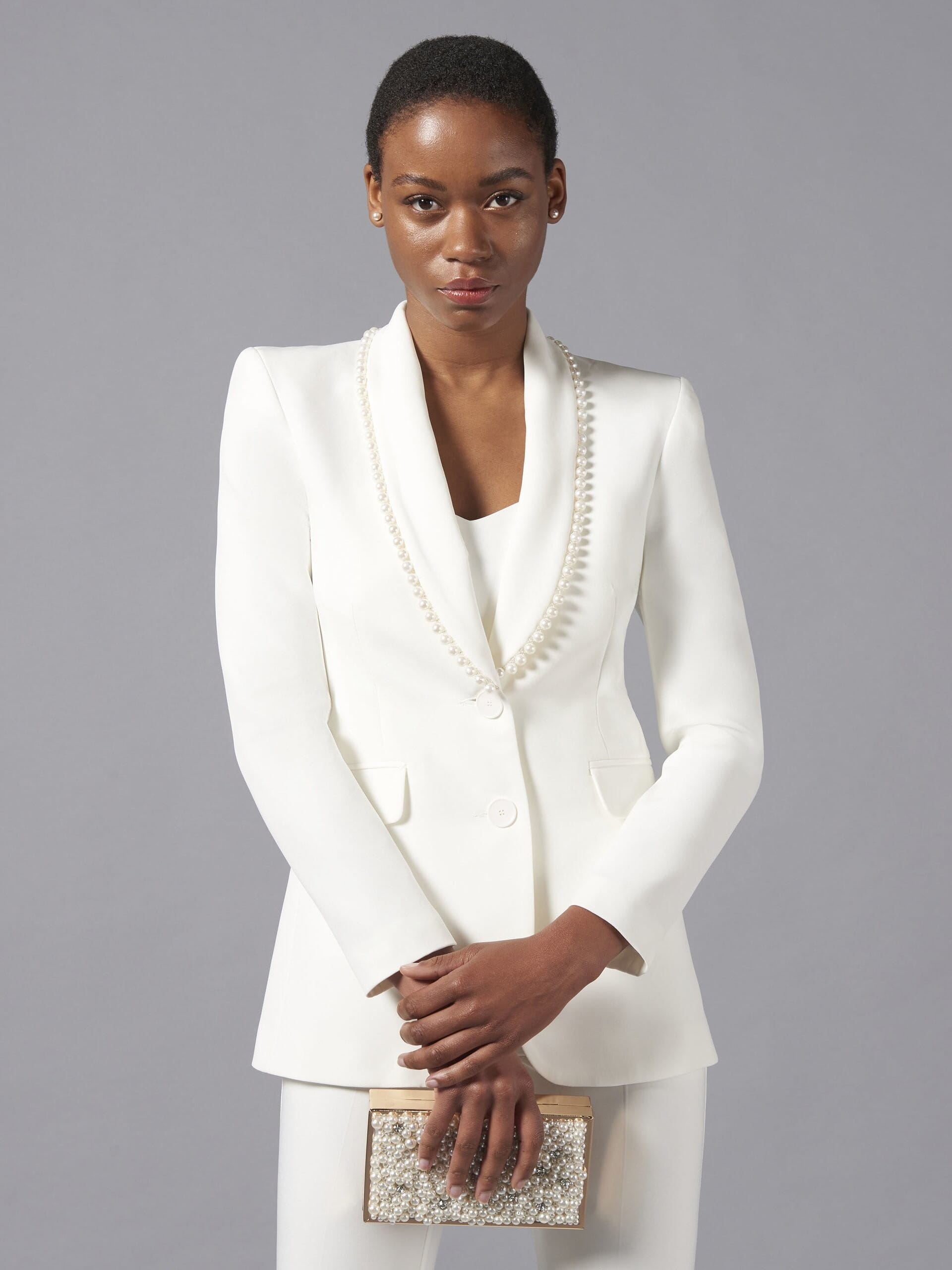 Giacca Blazer Sfiancata In Tessuto Tecnico Con Perle Su Revers Rinascimento