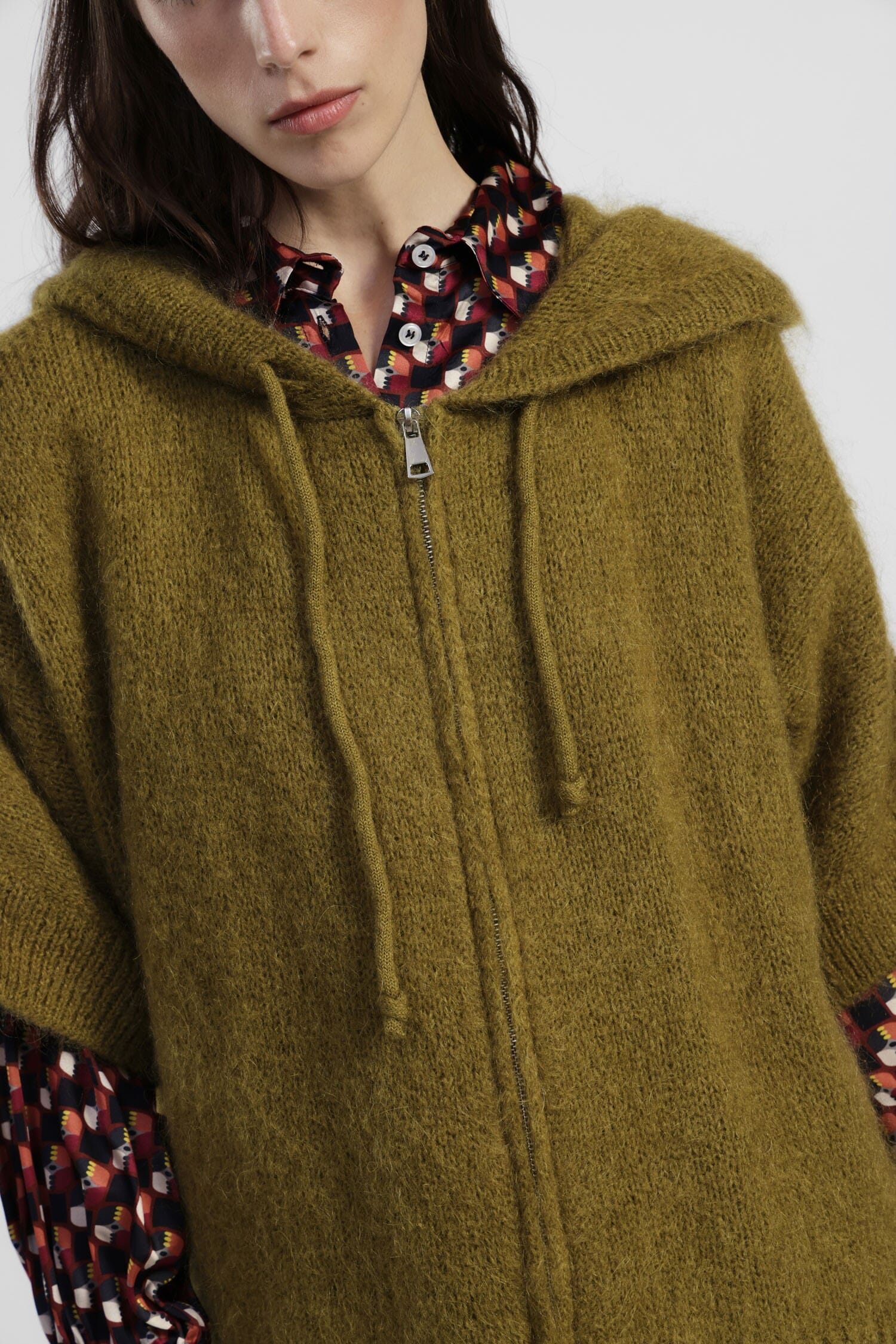 Cardigan Con Cappuccio Zip E Maniche Al Gomito Dixie