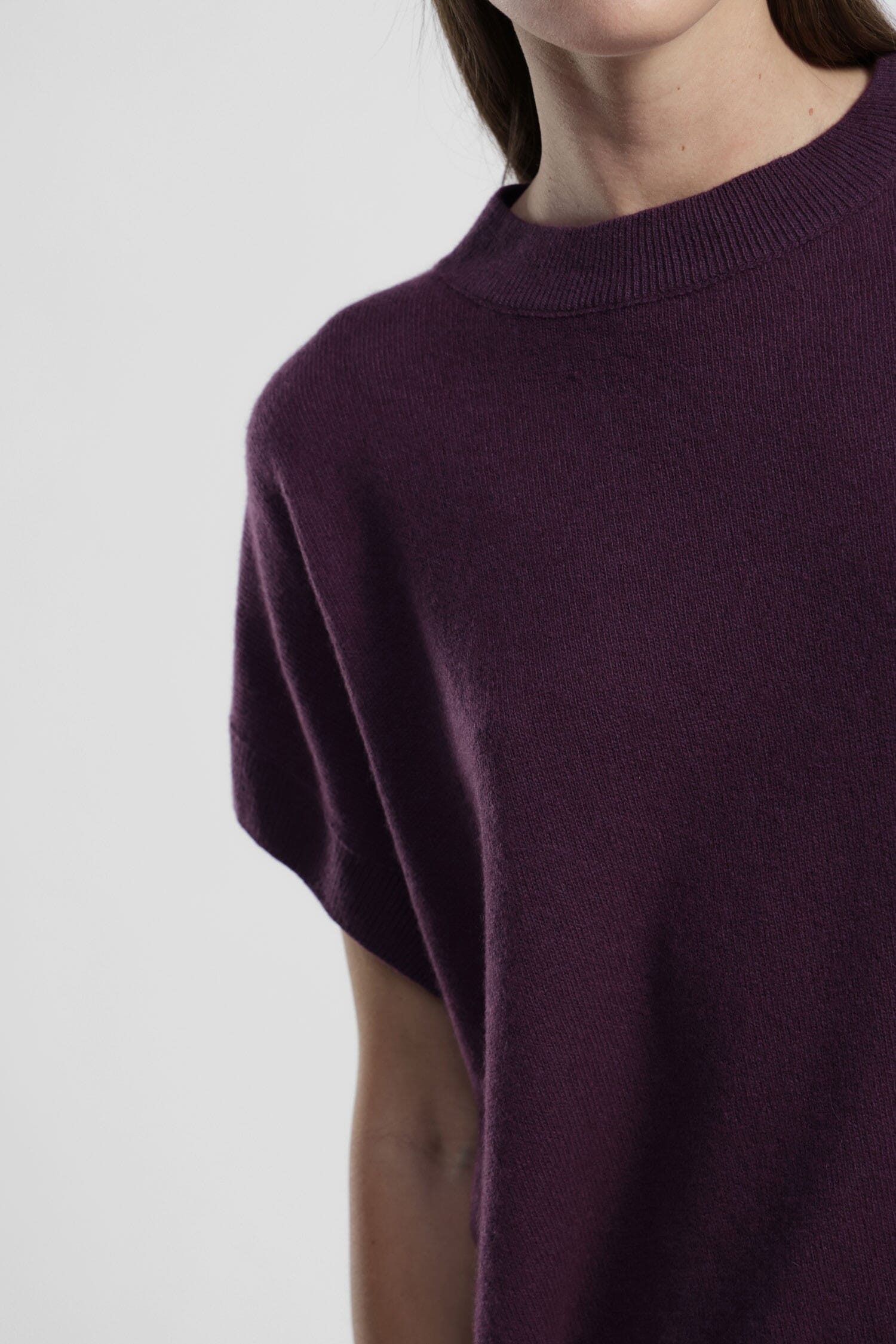 Soft-cut sleeveless jersey and crew neck Dixie