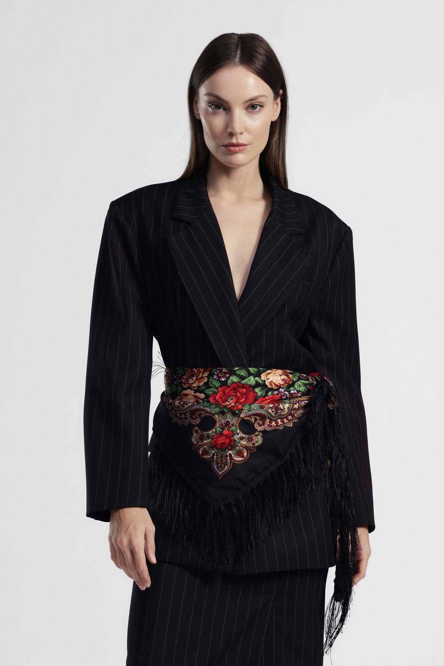 Blazer à pinces avec écharpe décorative à franges Dixie