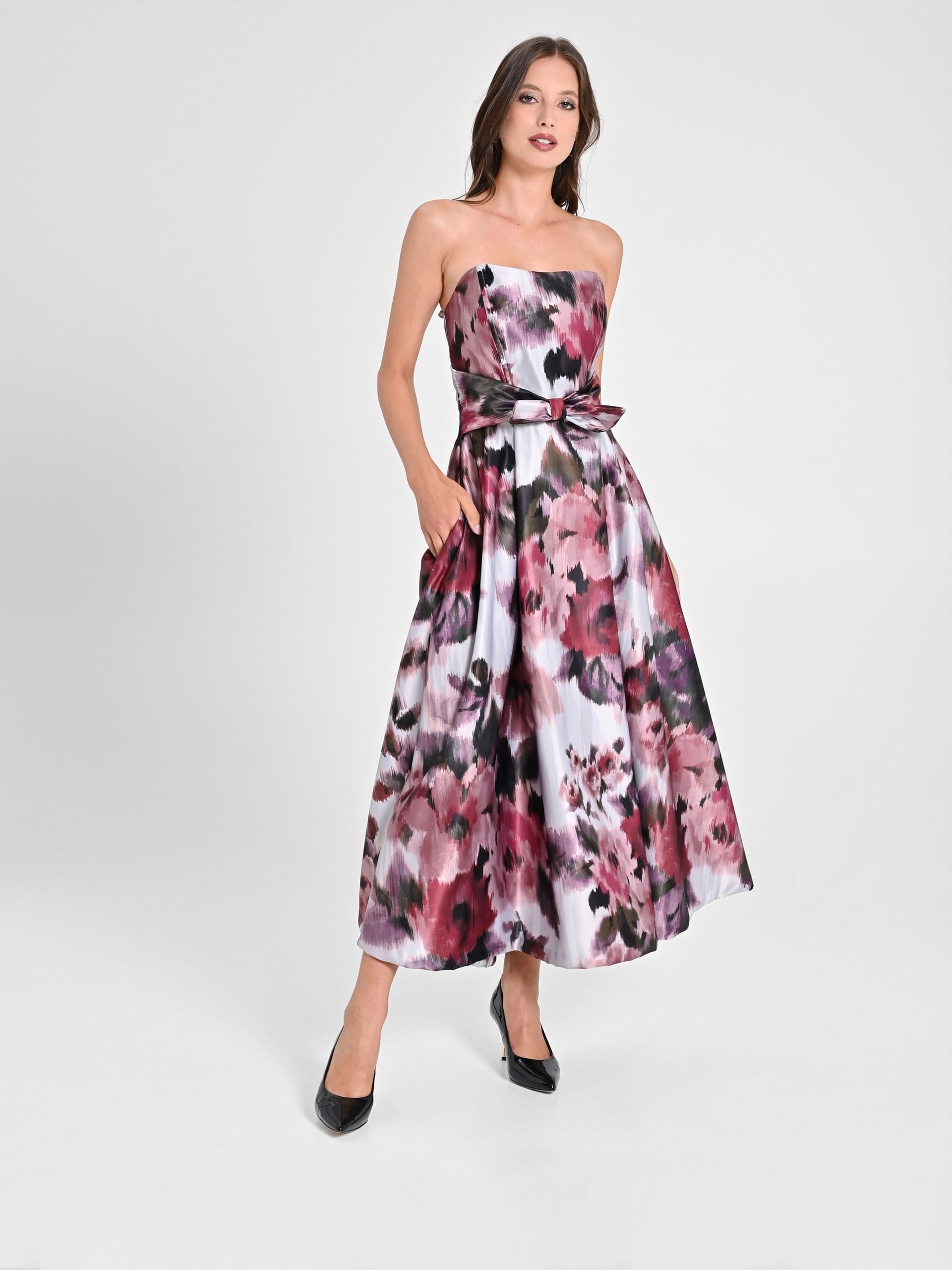 Abito Midi A Ruota In Raso Con Tasche Rinascimento