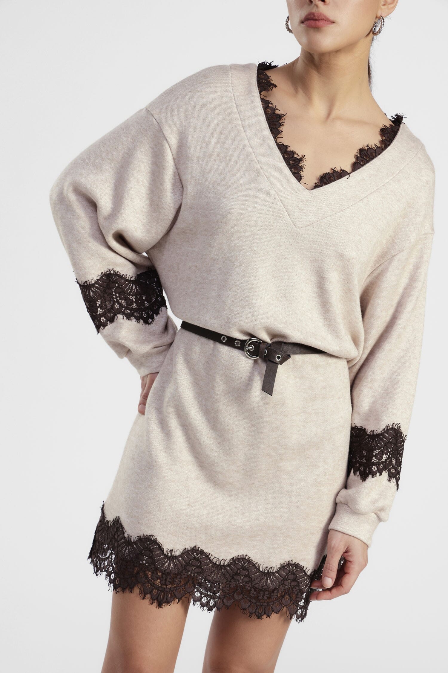 Vestito Corto Con Cintura E Inserti In Pizzo Dixie