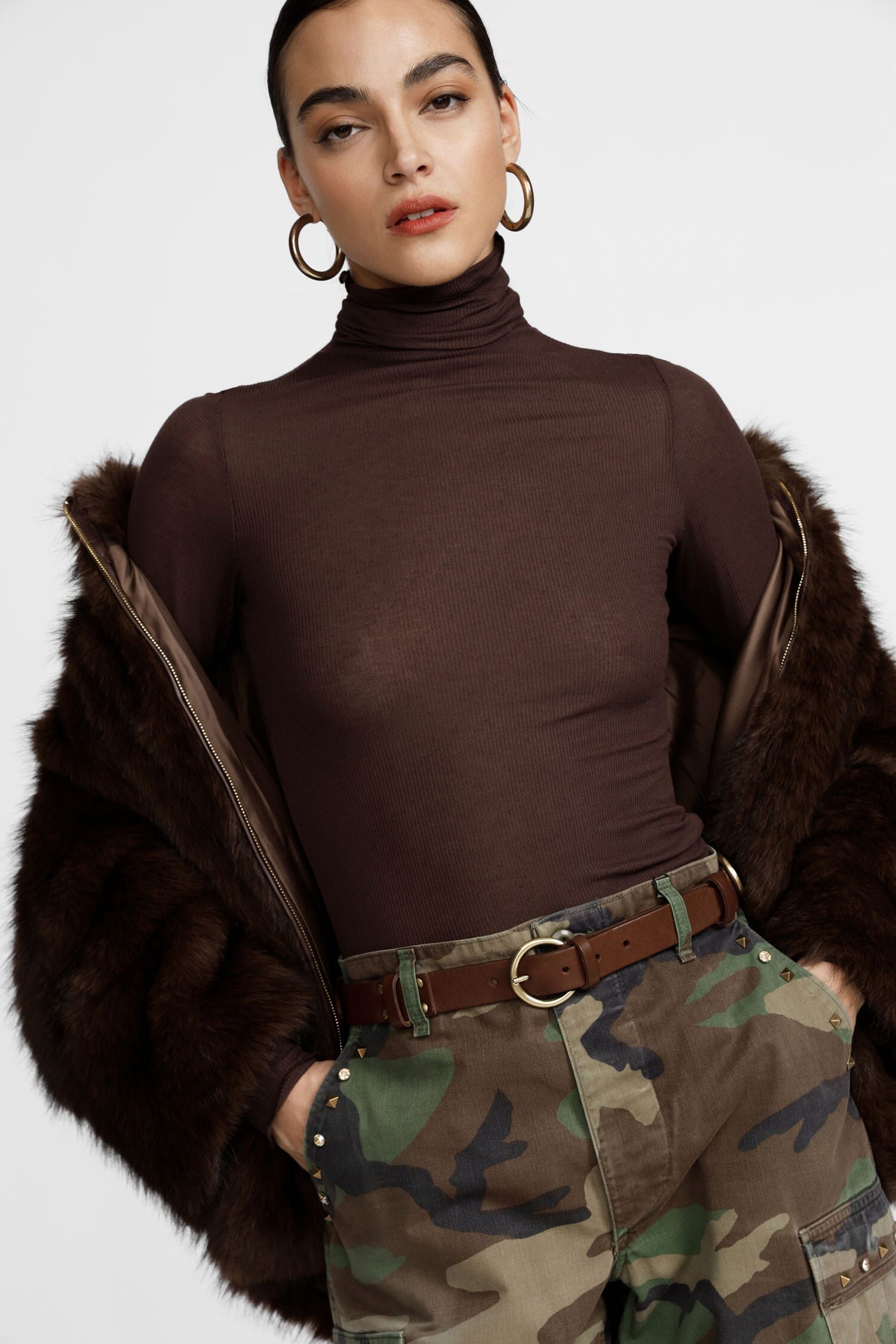 T-Shirt A Maniche Lunghe Con Collo Alto Regular-Fit Dixie