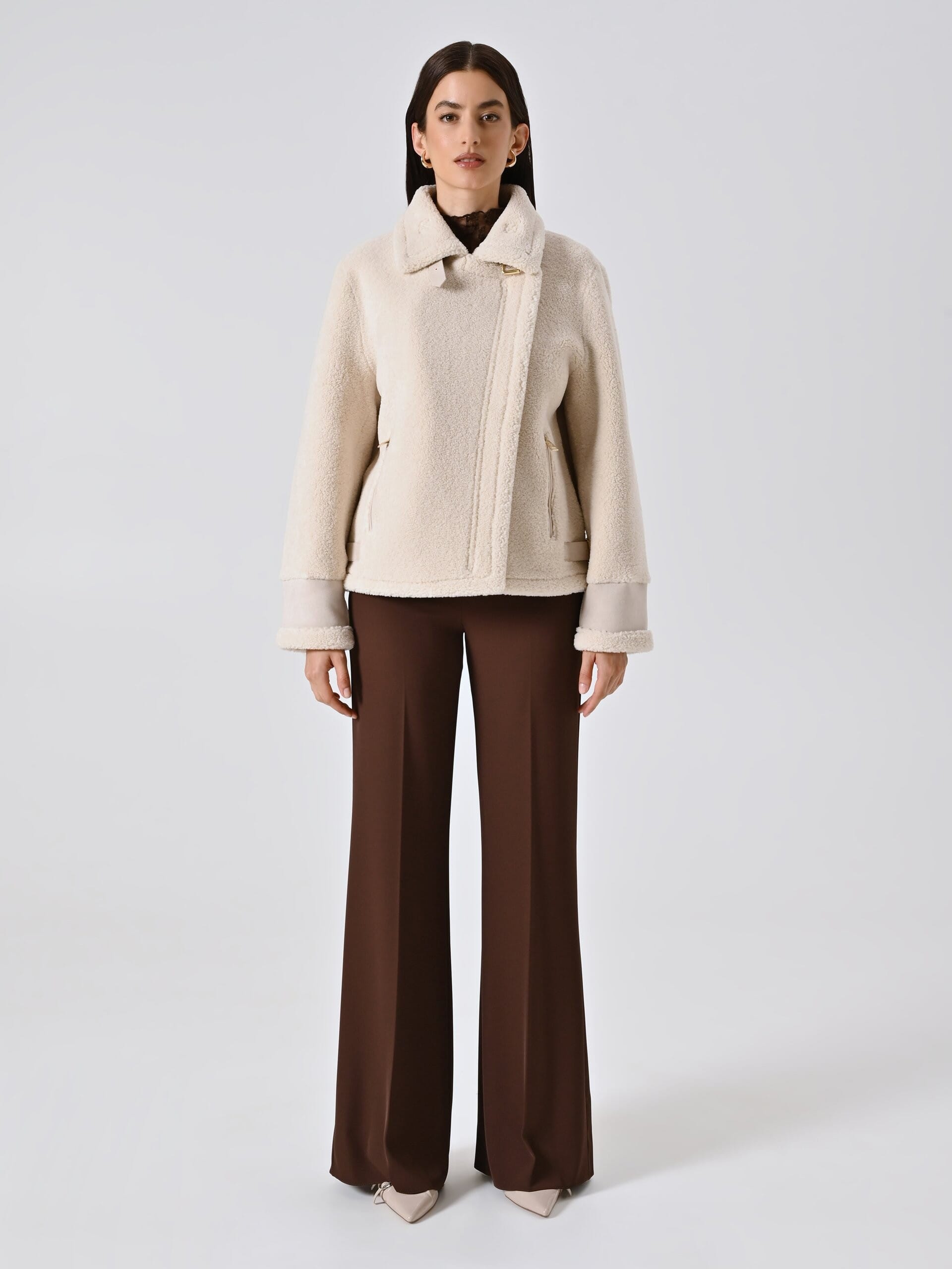 Cappotto Corto Stile Biker In Simil Montone Rinascimento