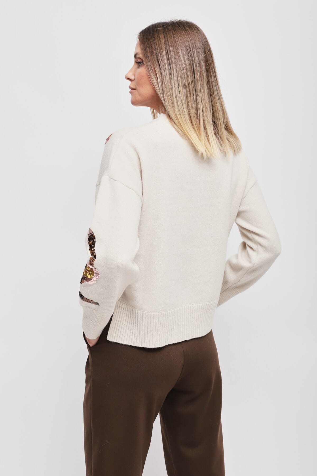 Maglia Con Applicazione Floreale Di Paillettes Maryley