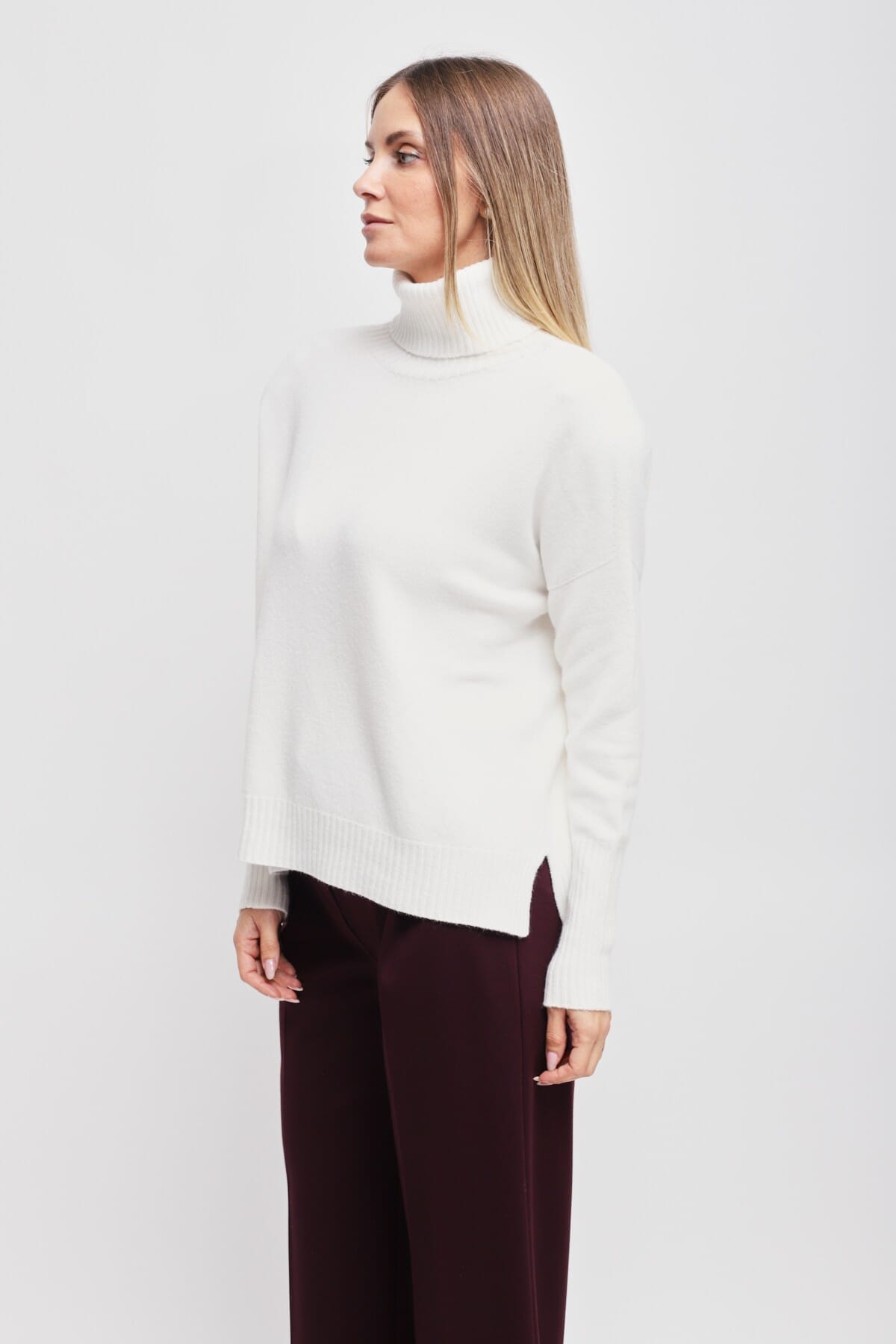 Maryley High Neck Jumper With Asymmetrical Hem