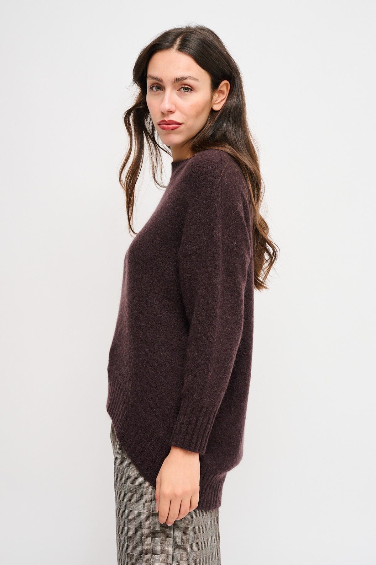 Maryley Crew Neck Sweater With Asymmetrical Hem