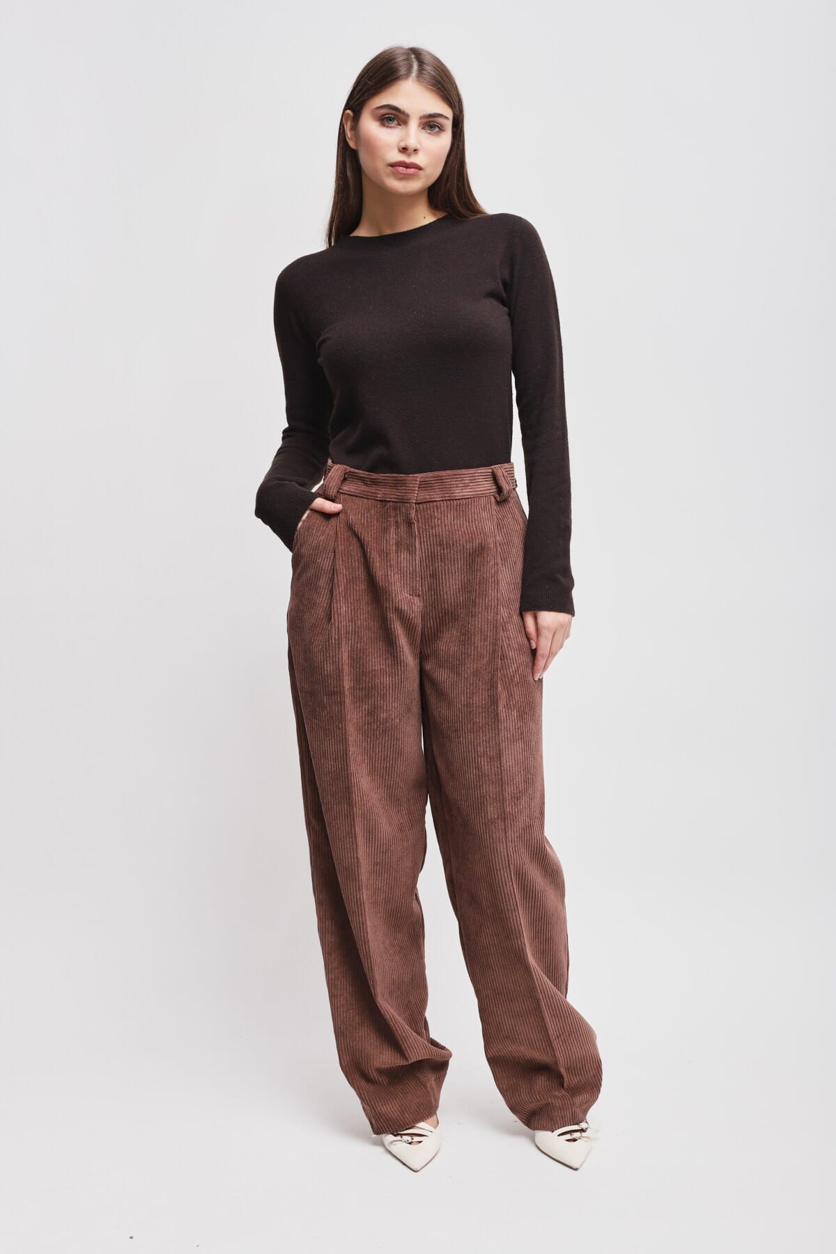 Pantalon Palace en velours côtelé avec plis Maryley