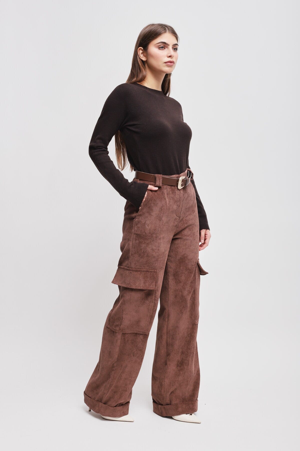 Pantalon cargo en velours côtelé avec ceinture Maryley