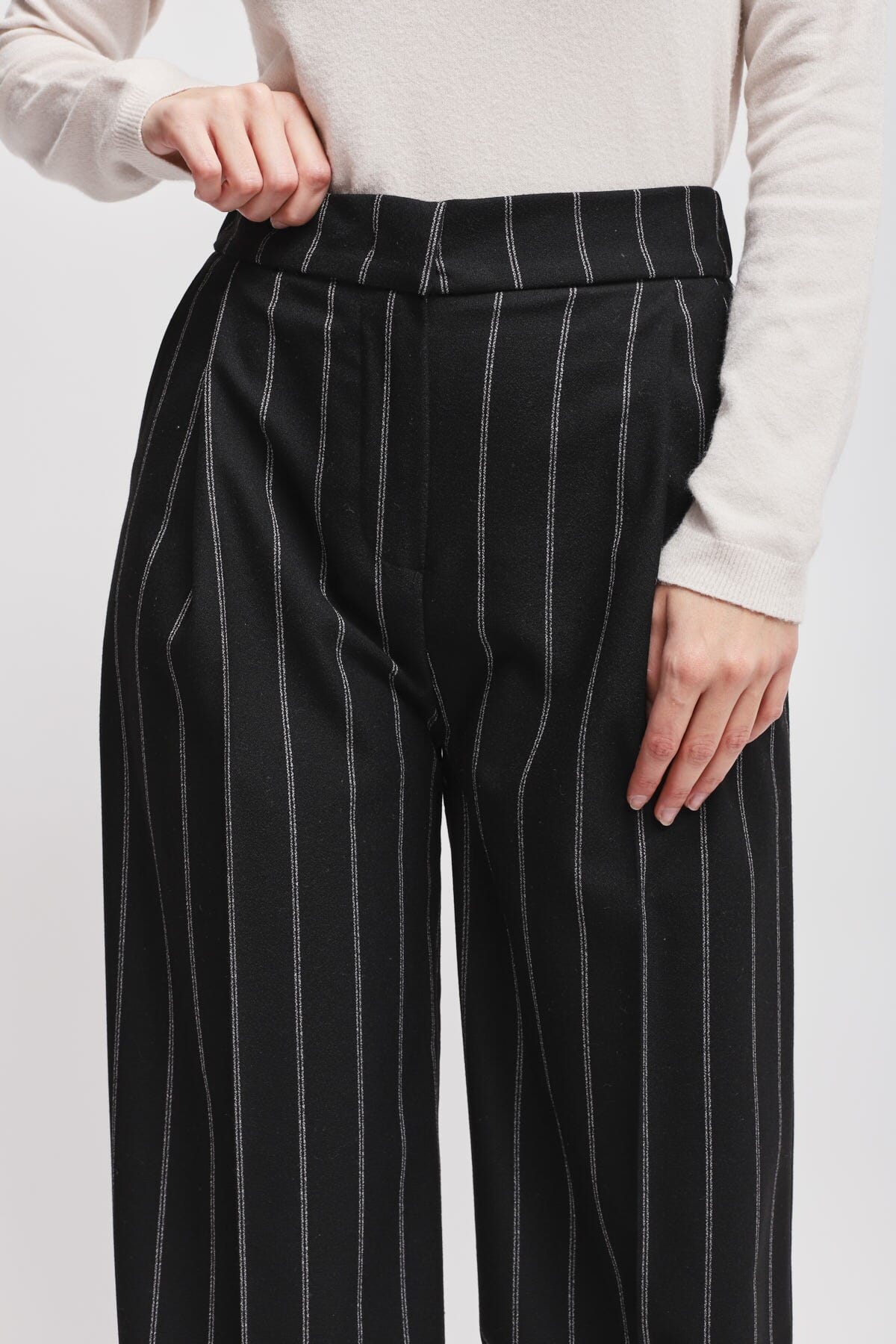 Maryley - Pantalon à pinces pour palais avec fléchettes