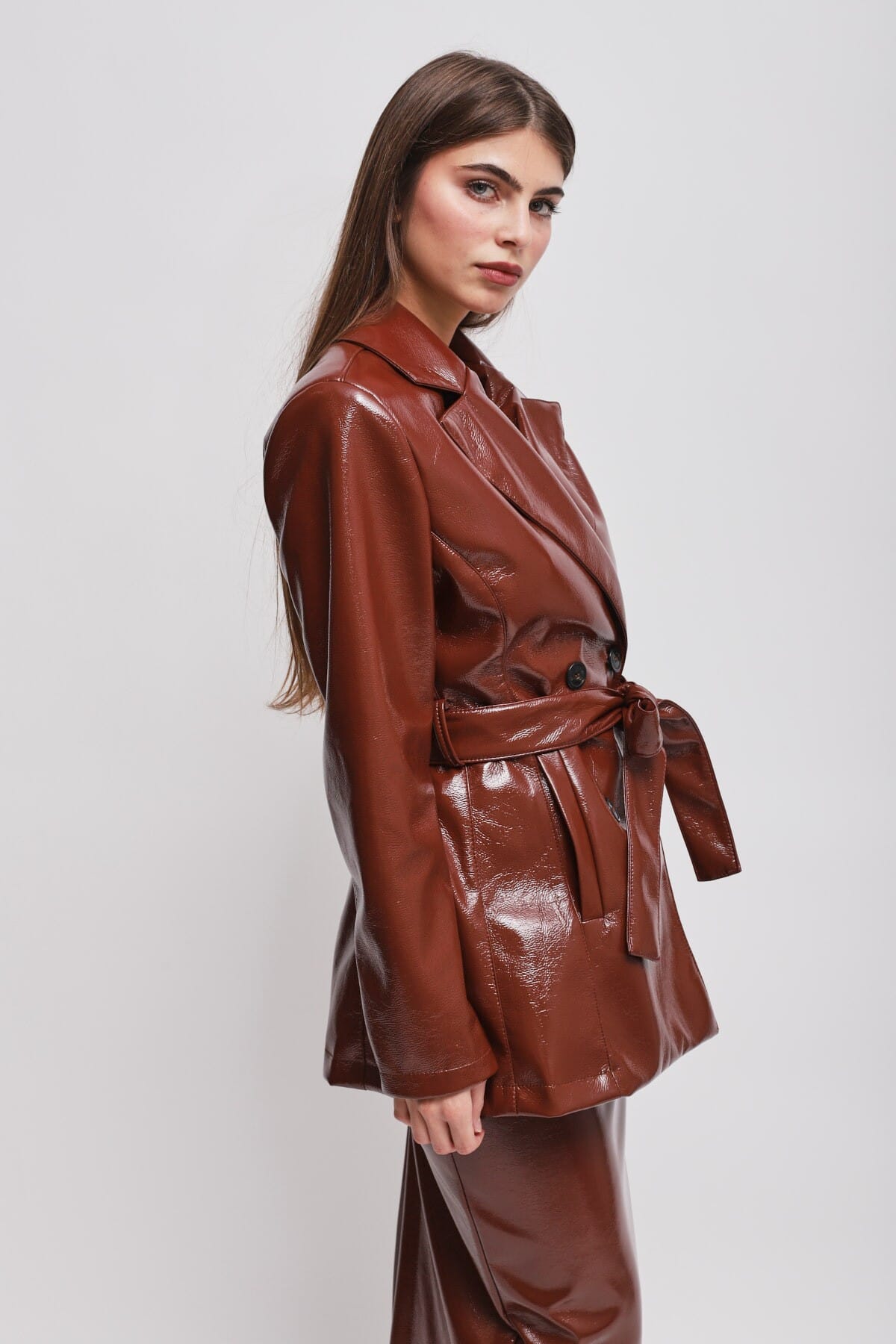 Giacca Doppiopetto In Vinile Con Fusciacca Maryley