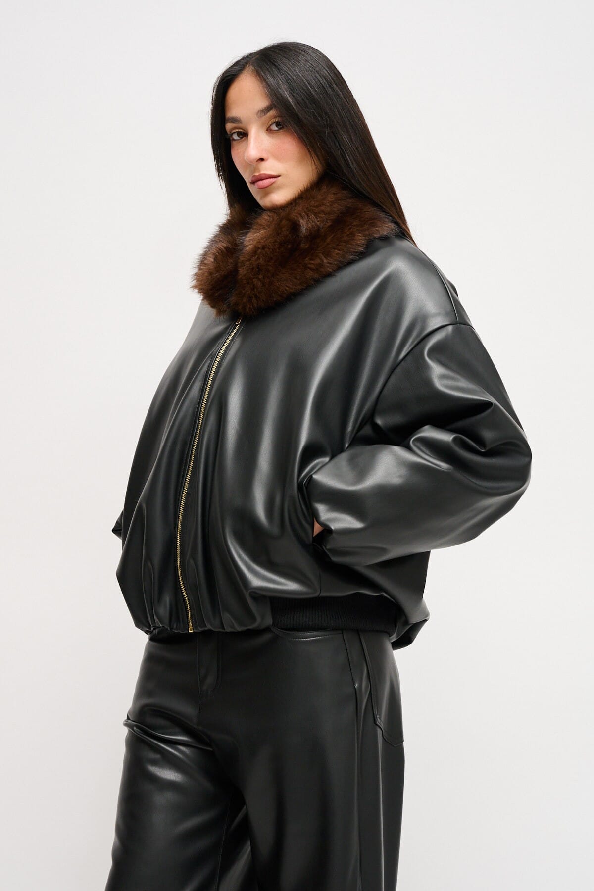 Maryley - Blouson bombardier en faux cuir avec col en fausse fourrure