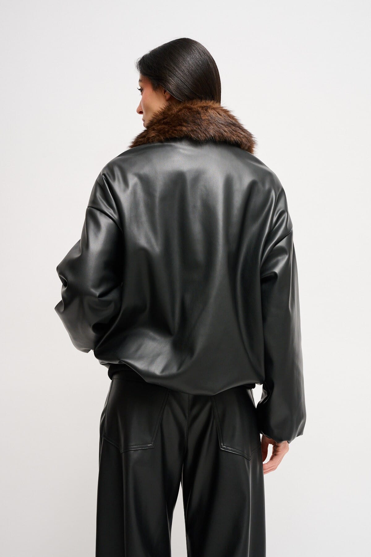 Maryley - Blouson bombardier en faux cuir avec col en fausse fourrure