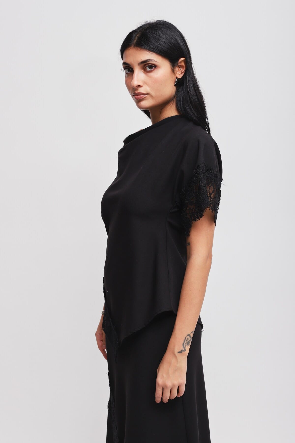 Maryley Asymmetrical Neckline Top With Lace Inserts