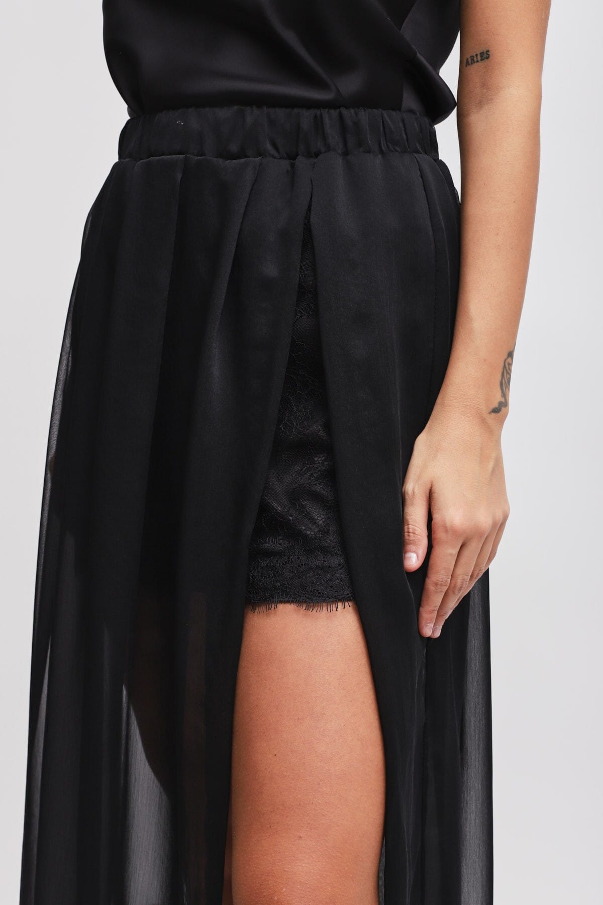 Gonna Lunga Con Spacco E Inserto In Pizzo Maryley