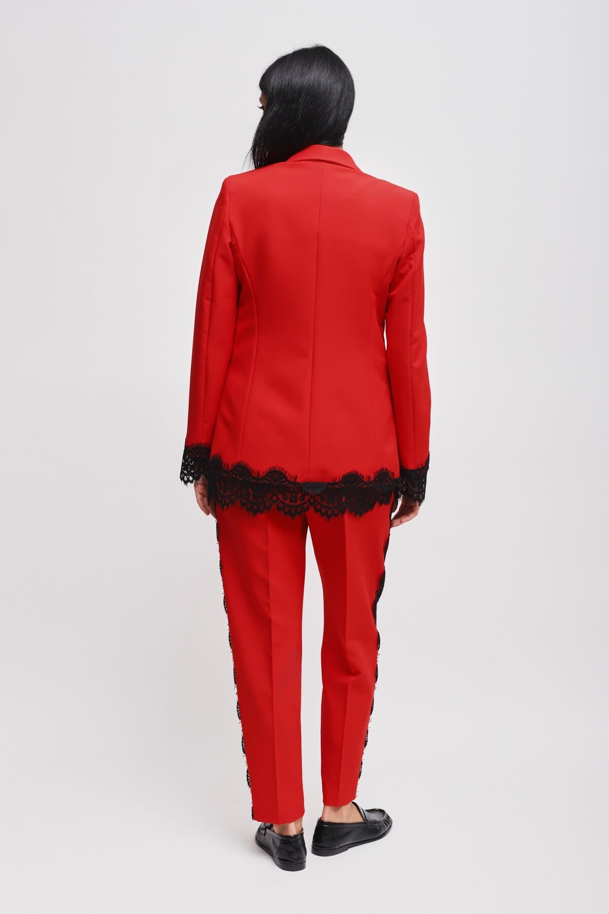 Completo Giacca Monopetto E Pantalone A Sigaretta Con Pizzo Maryley