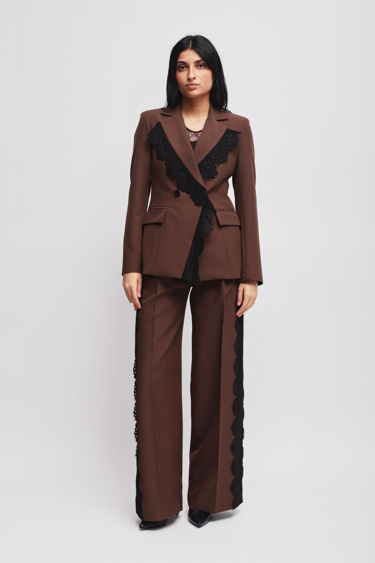 Completo Giacca Doppiopetto E Pantalone A Palazzo Con Pizzo Maryley
