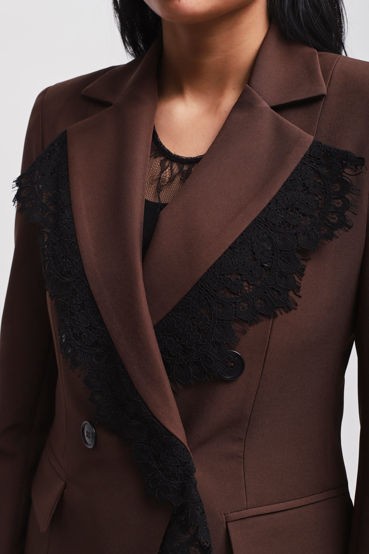 Completo Giacca Doppiopetto E Pantalone A Palazzo Con Pizzo Maryley