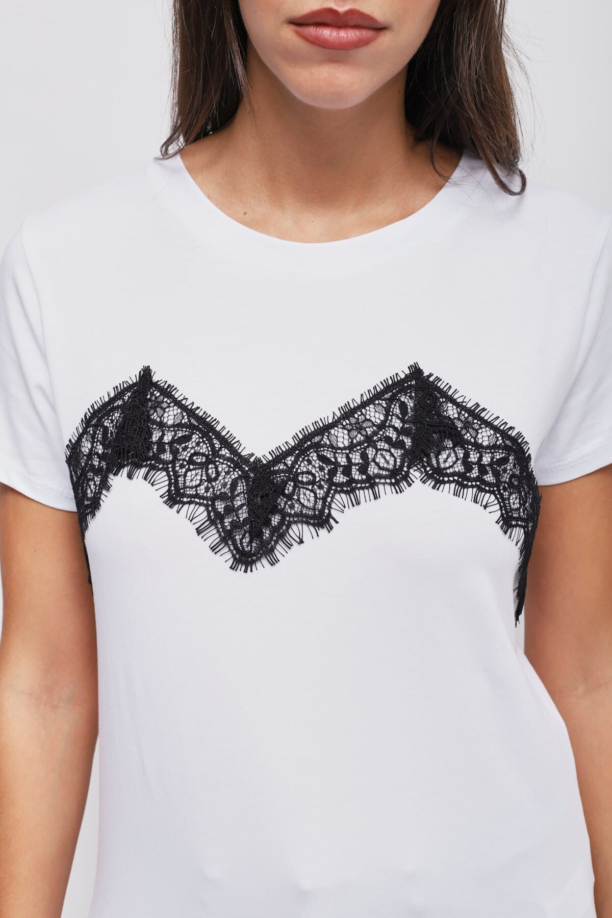 T-Shirt Con Applicazioni In Pizzo Maryley