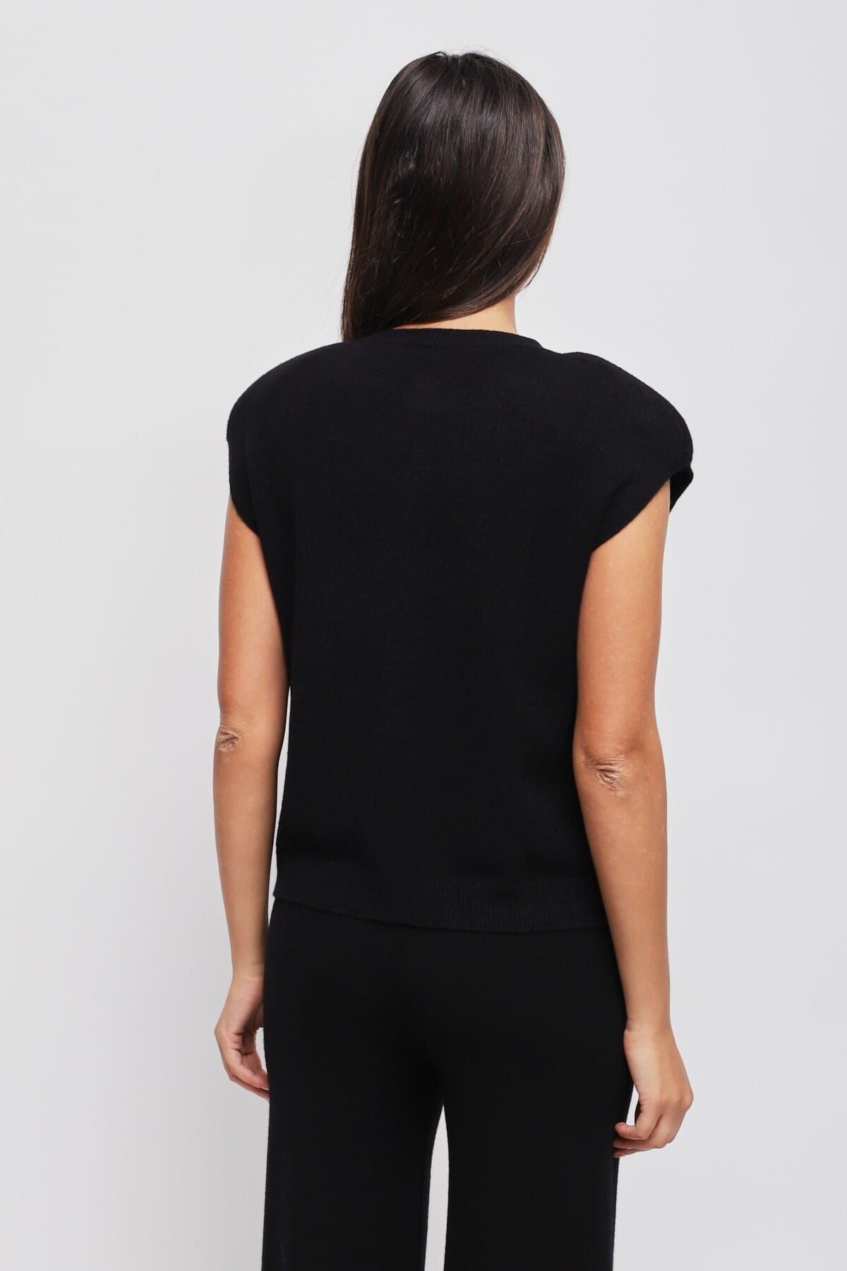 Maryley Knitted Vest With Padded Shoulders