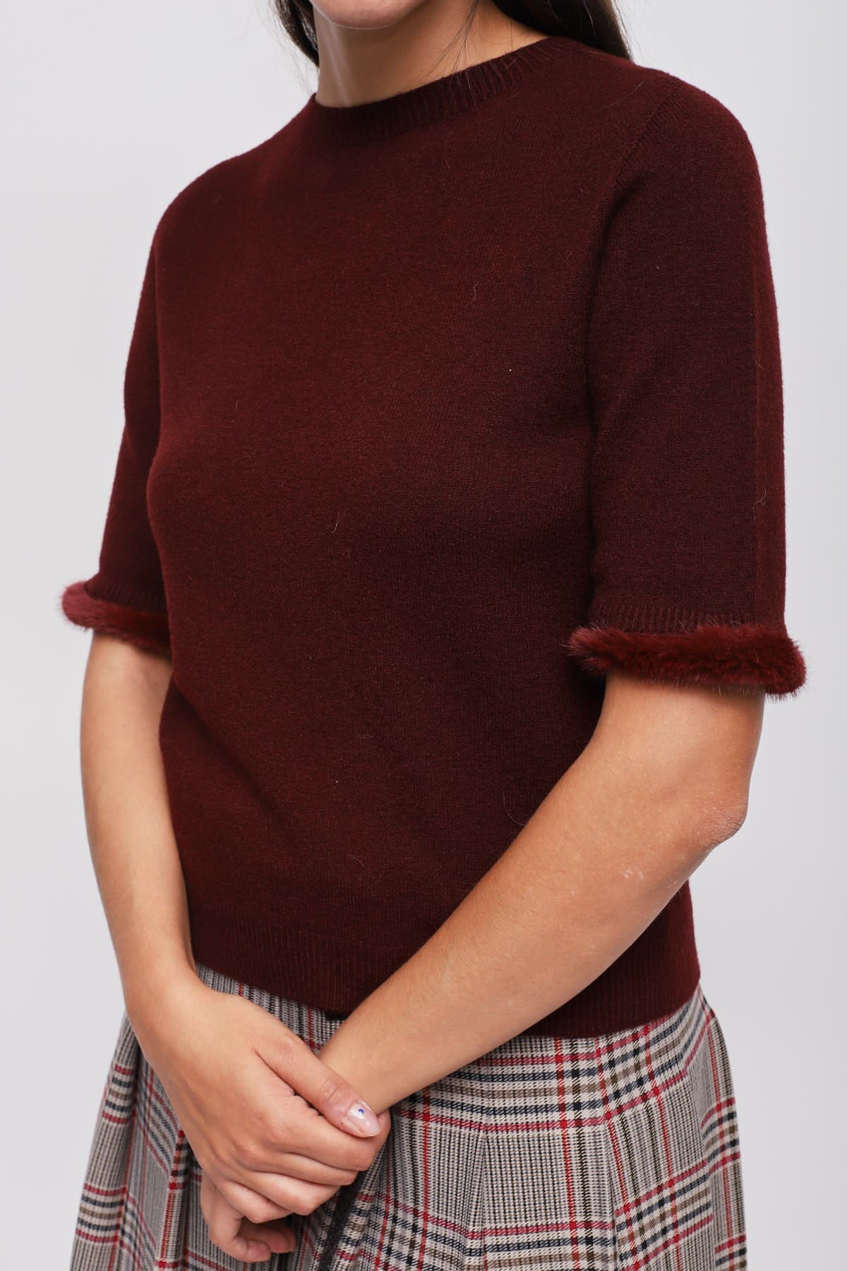 Maryley Short-Sleeved Sweater With Faux Fur Detail