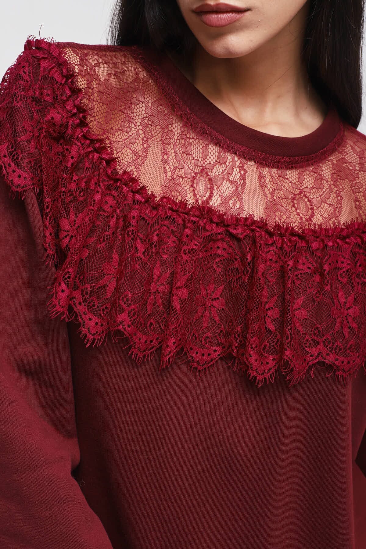 Maryley - Sweat à col en dentelle