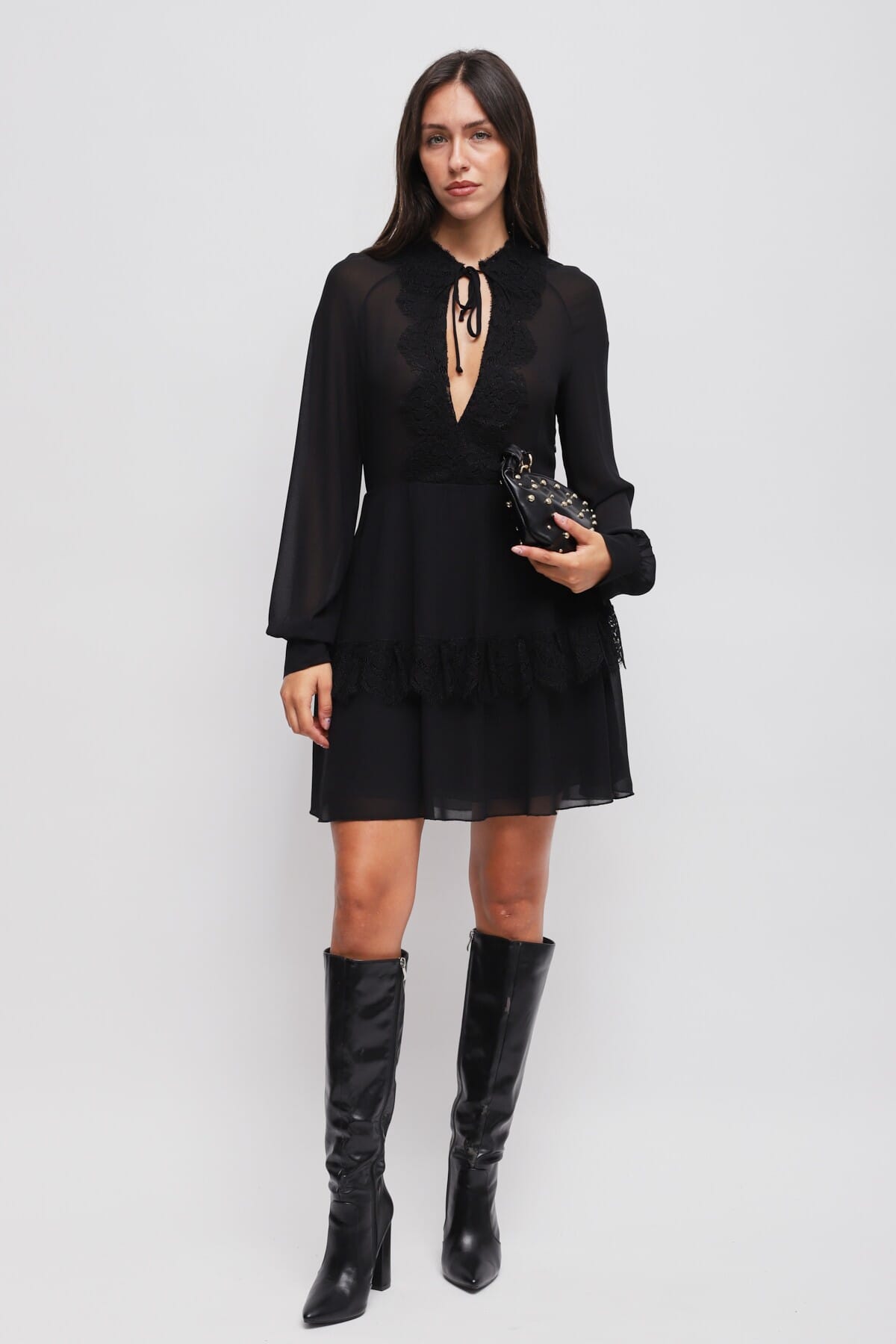 Abito Corto Con Pizzo Maryley