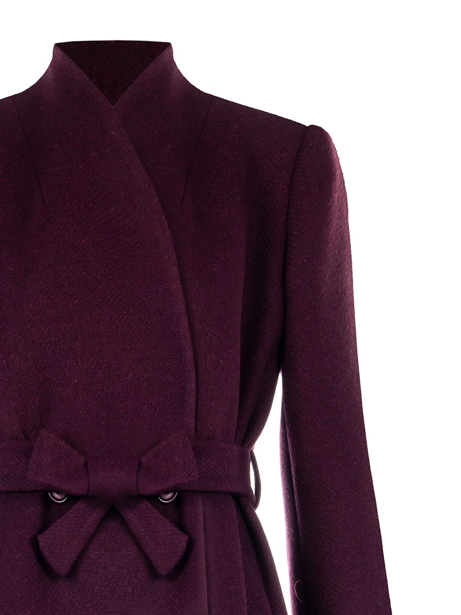 Cappotto Corto Con Polsini Di Pelliccia Sintetica E Cintura Coordinata Rinascimento