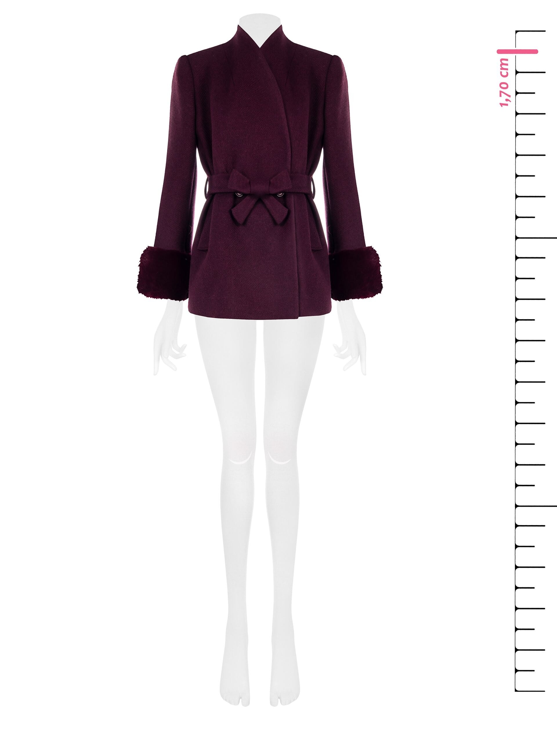 Cappotto Corto Con Polsini Di Pelliccia Sintetica E Cintura Coordinata Rinascimento