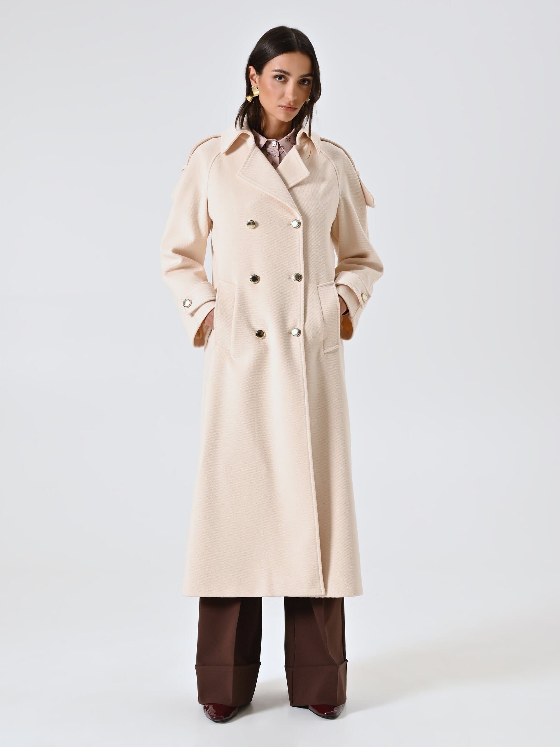 Cappotto Lungo Doppiopetto In Velour Con Bottoni Oro Rinascimento