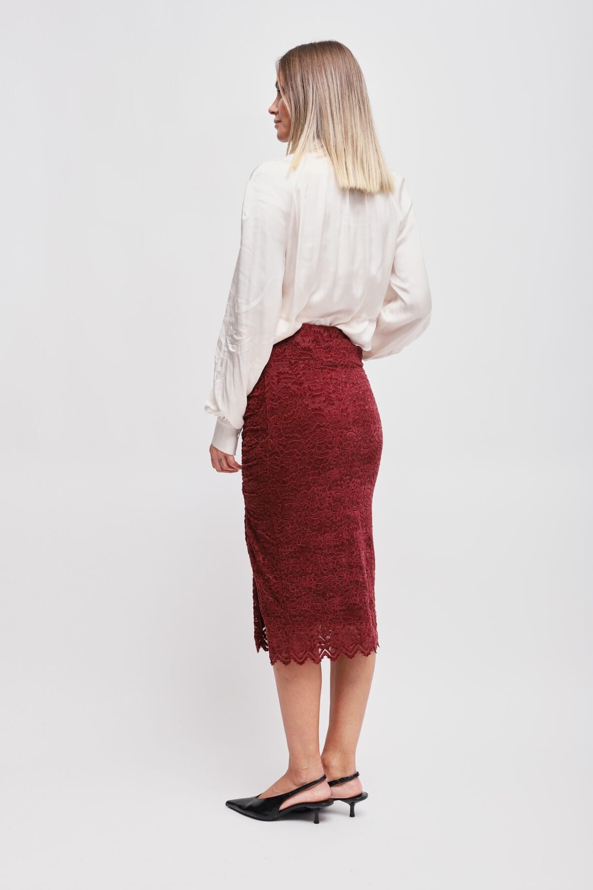 Gonna In Pizzo Con Drappeggio E Spacco Maryley