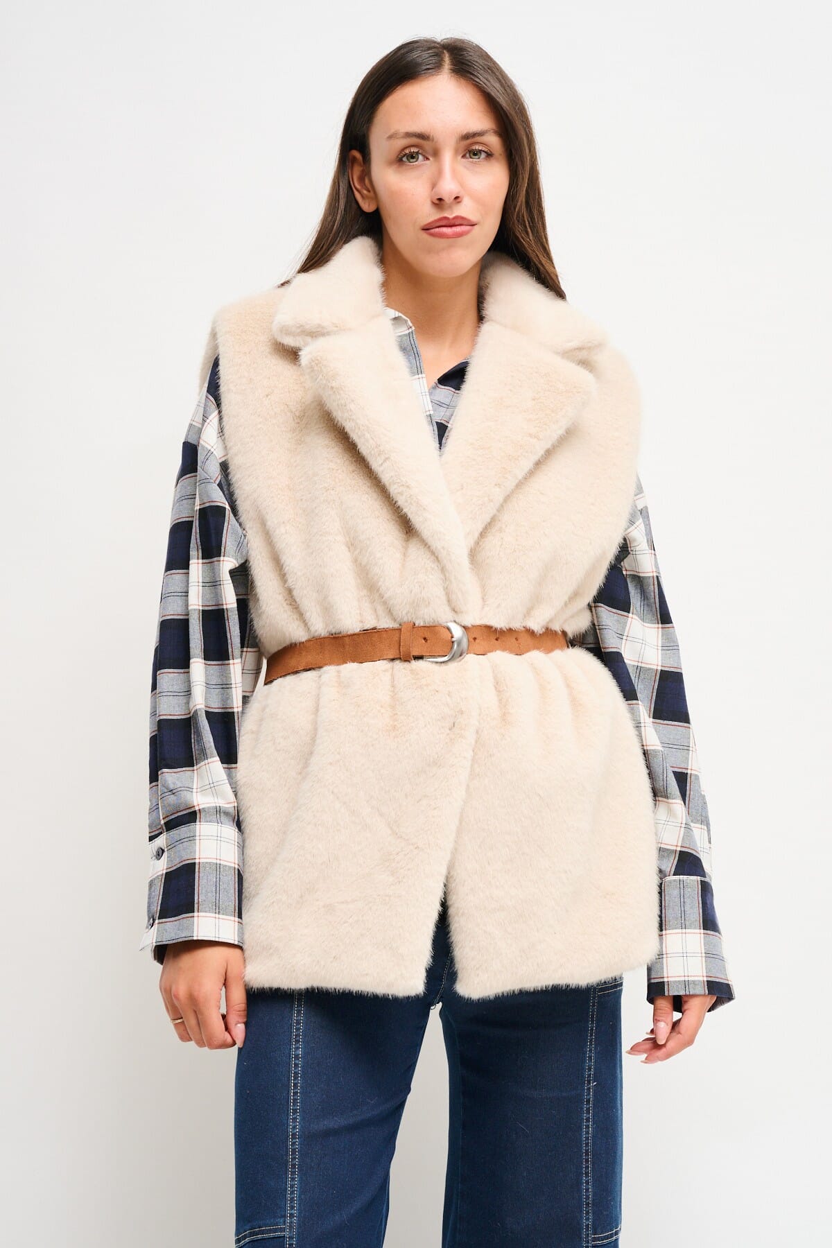 Gilet In Ecopelliccia Con Cintura Maryley