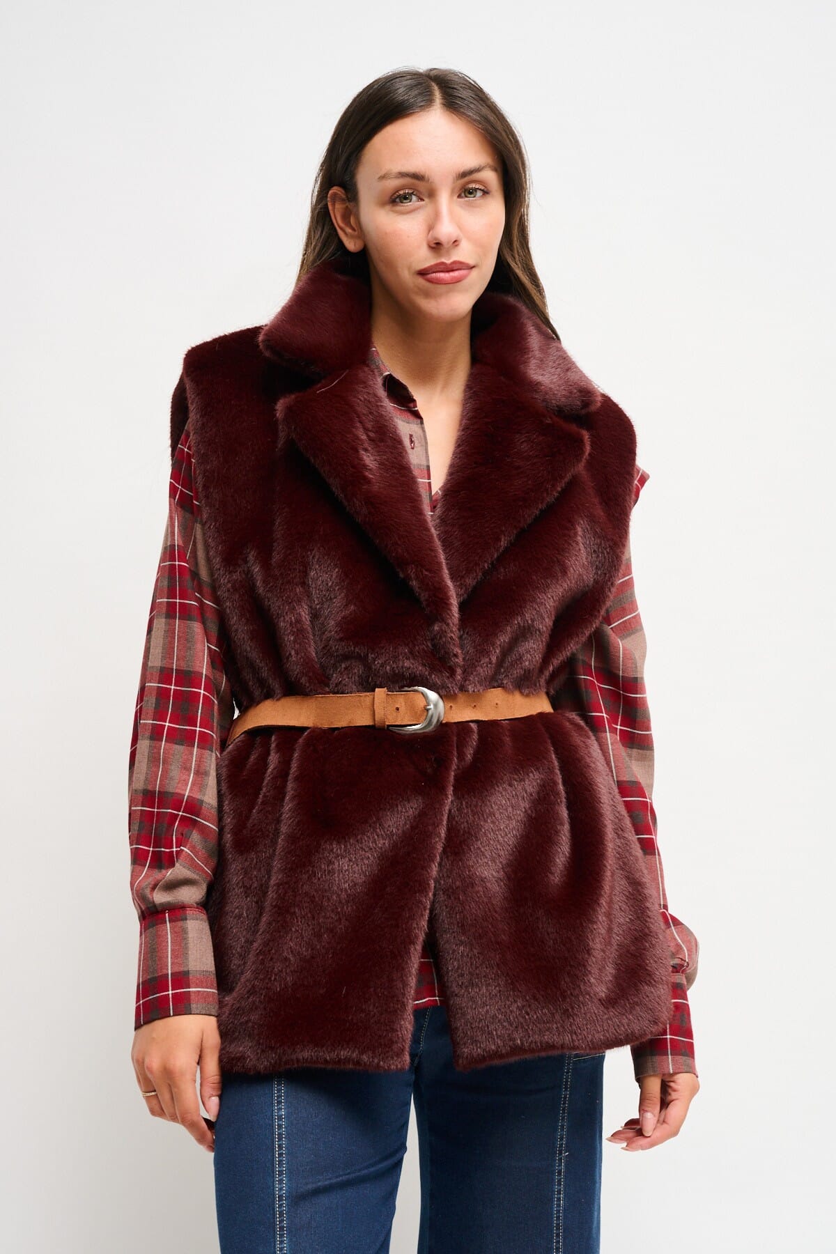 Gilet In Ecopelliccia Con Cintura Maryley