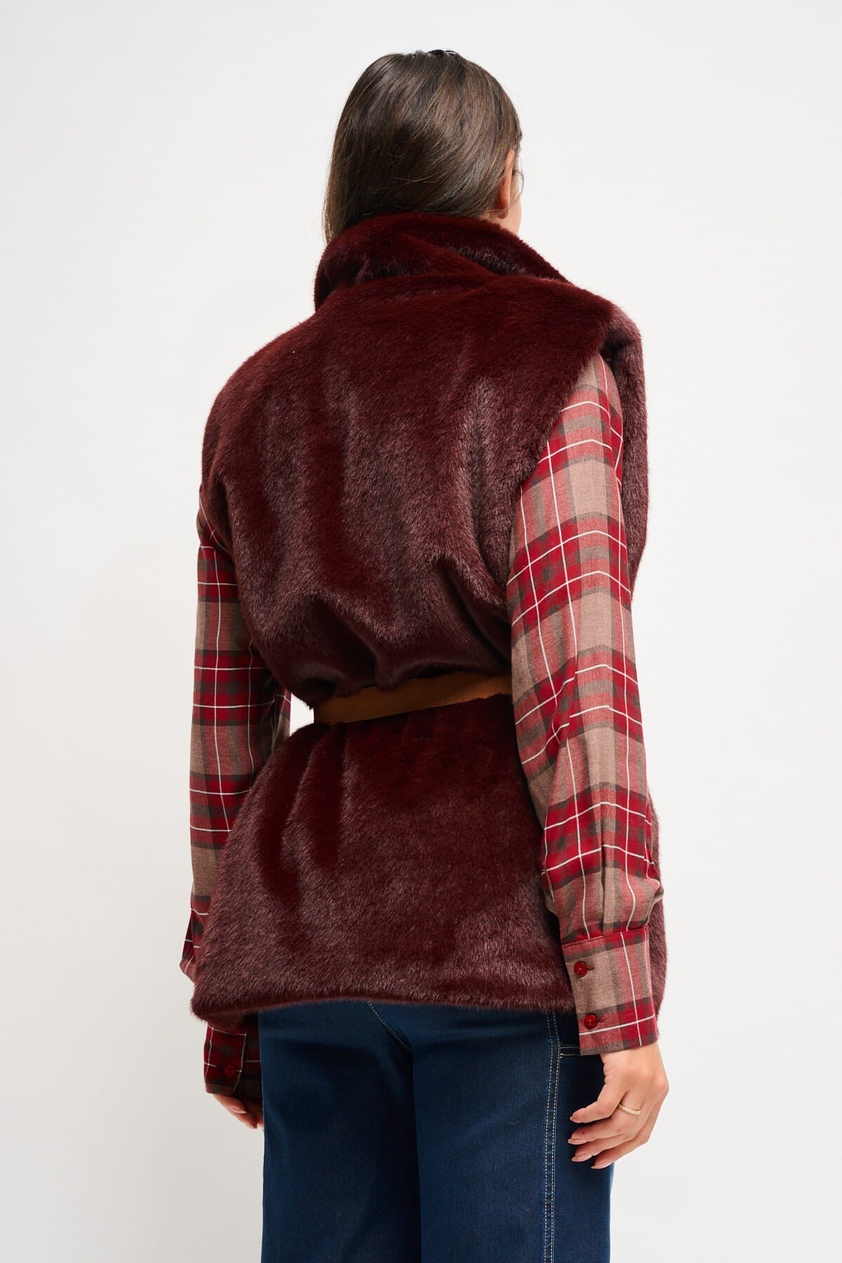 Gilet In Ecopelliccia Con Cintura Maryley