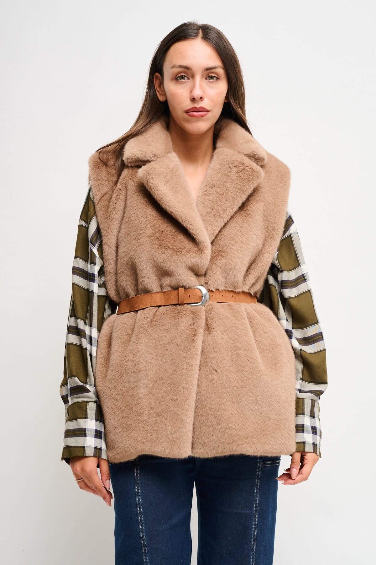 Gilet In Ecopelliccia Con Cintura Maryley