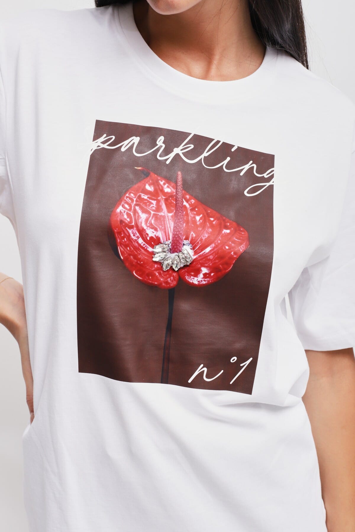 T-Shirt en coton avec imprimé et strass Maryley