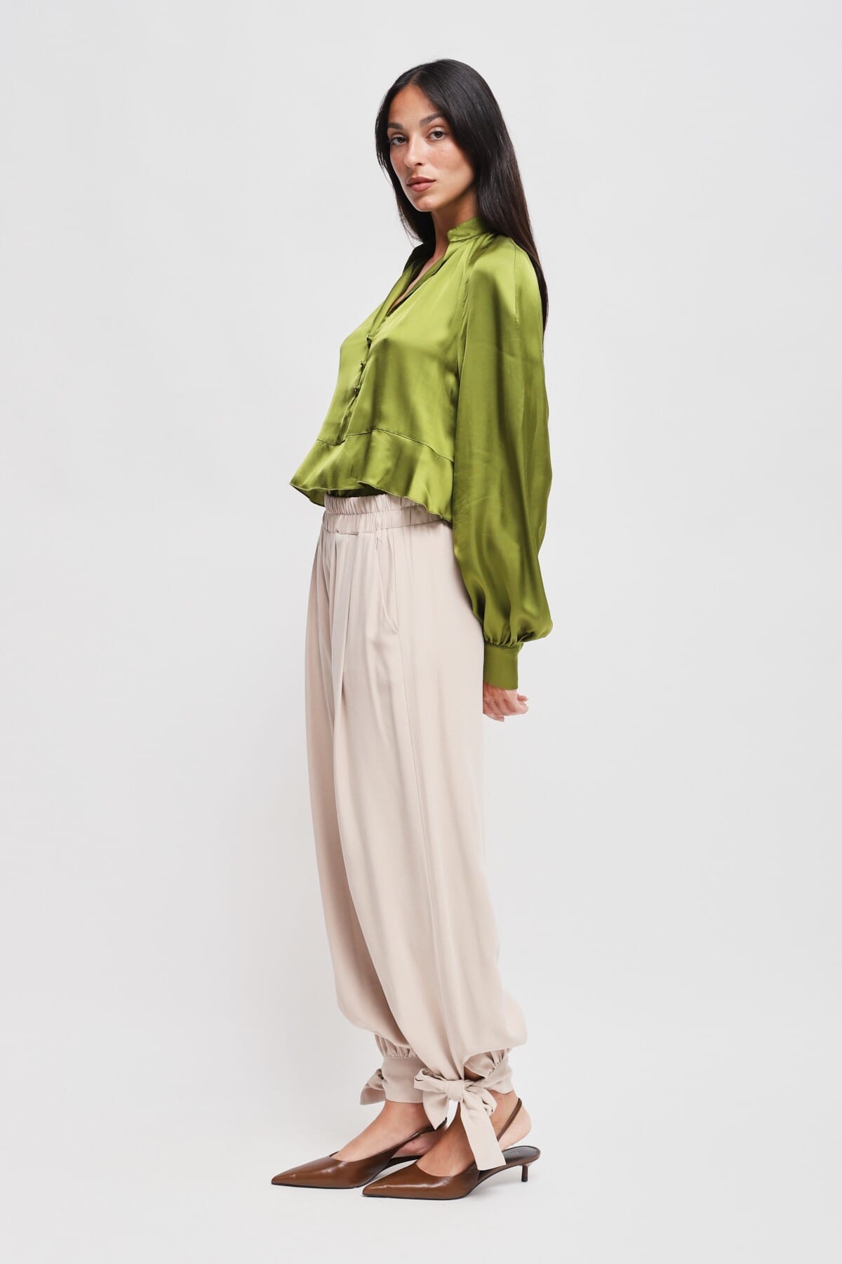 Pantaloni In Viscosa Con Fiocco Sul Fondo Maryley