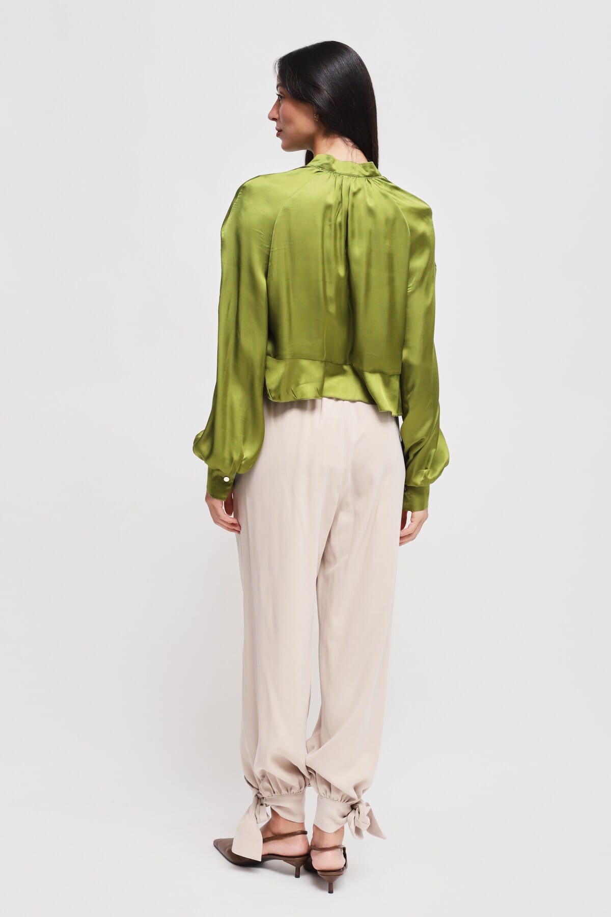 Pantaloni In Viscosa Con Fiocco Sul Fondo Maryley