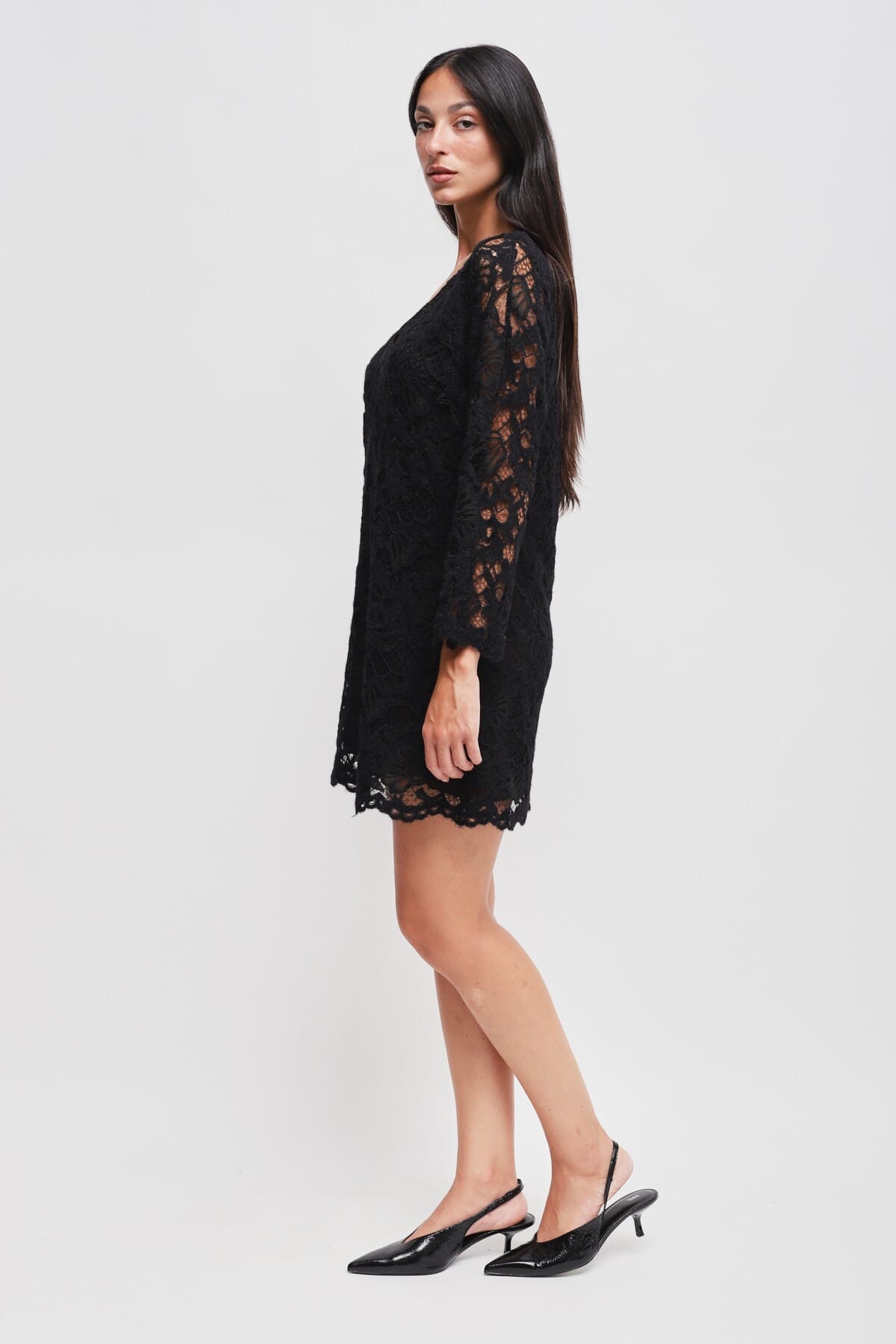 Abito Corto Manica Lunga In Pizzo Maryley