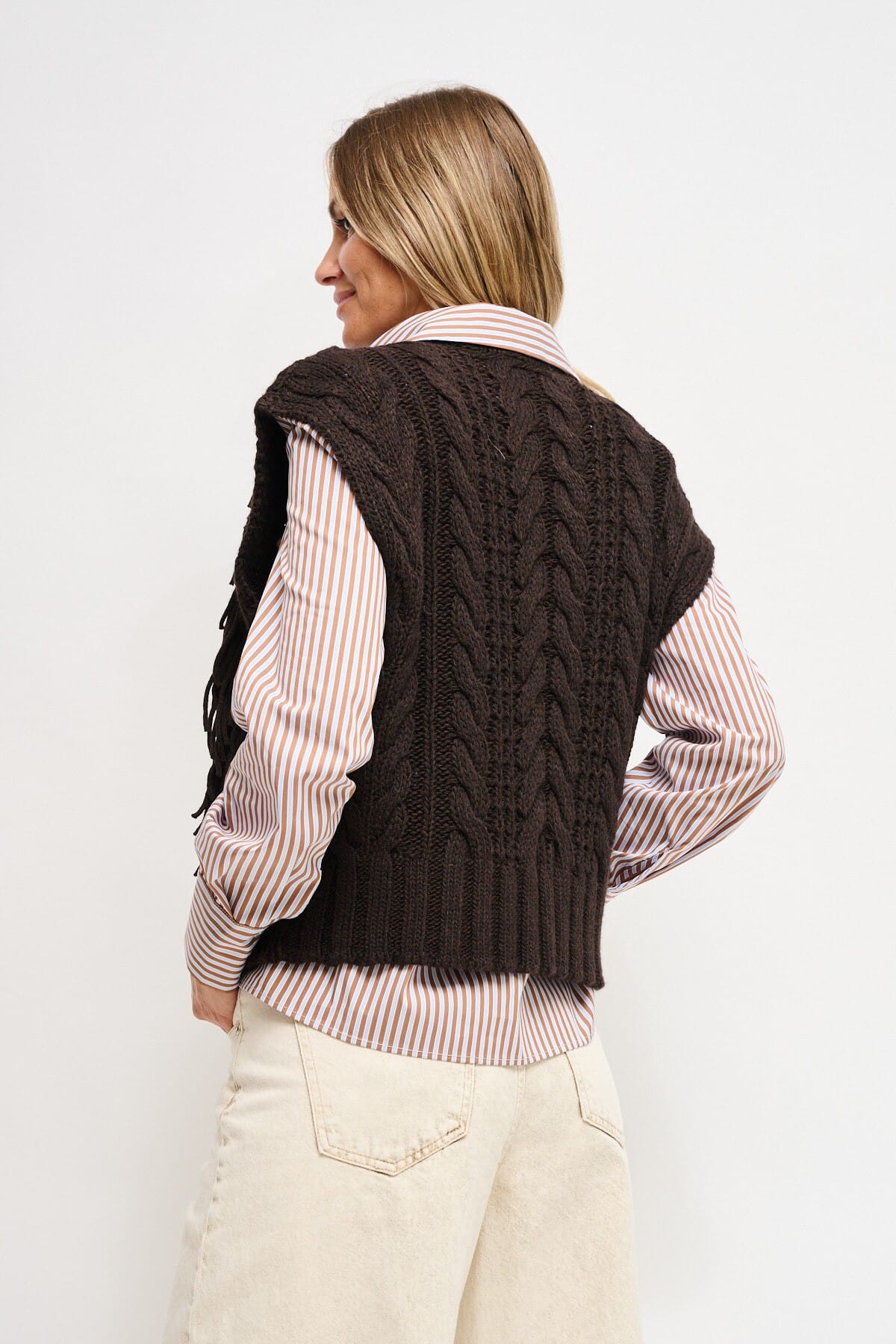Maryley Knitted Vest With Fringes