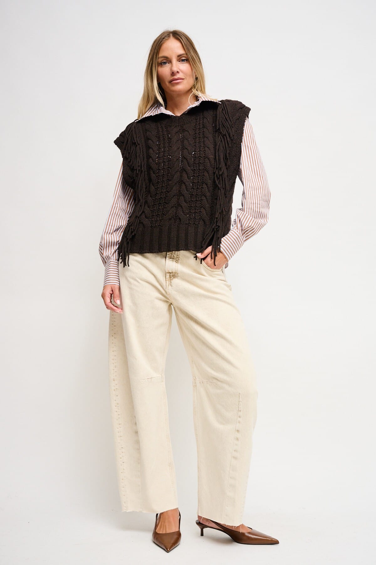Maryley Knitted Vest With Fringes