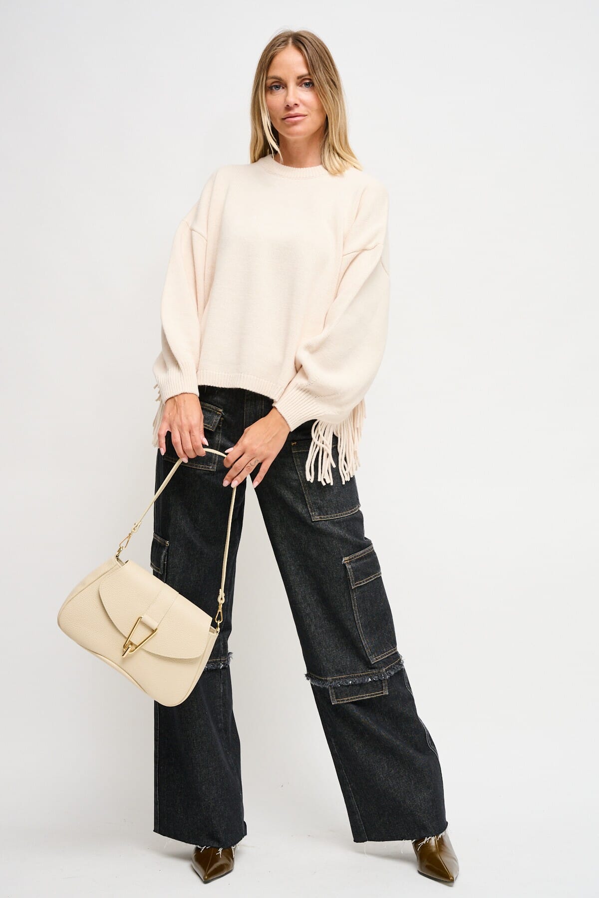 Maryley Knitted Vest With Fringes